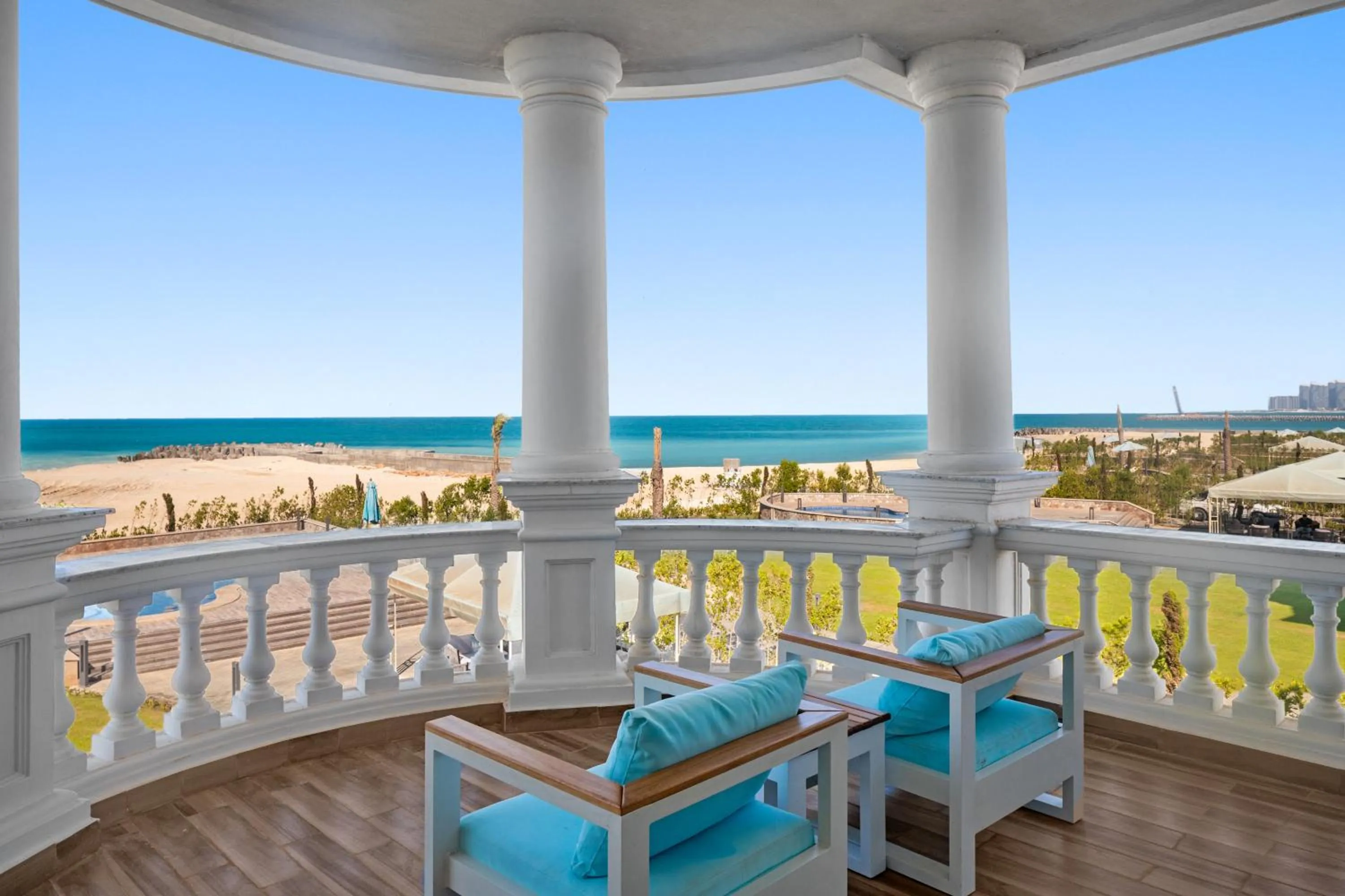 Balcony/Terrace in Crystal Lotus Luxury Palace - By Pickalbatros