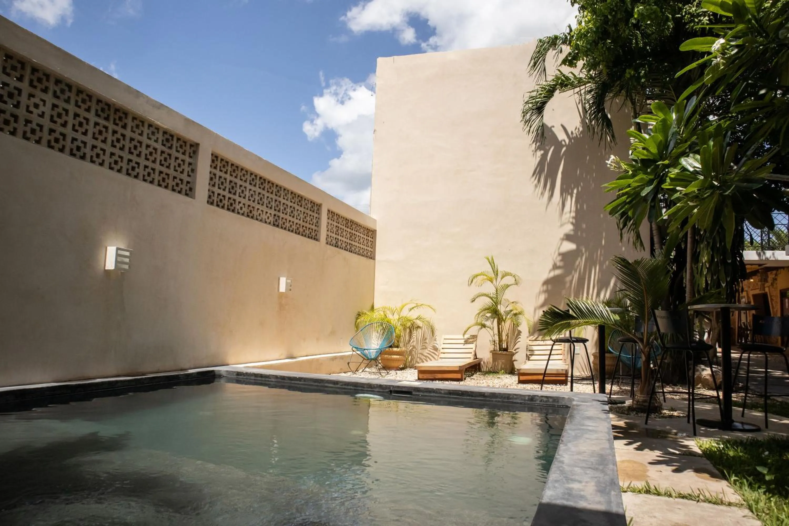 Swimming pool in Hotel Tunich Naj & Hostal