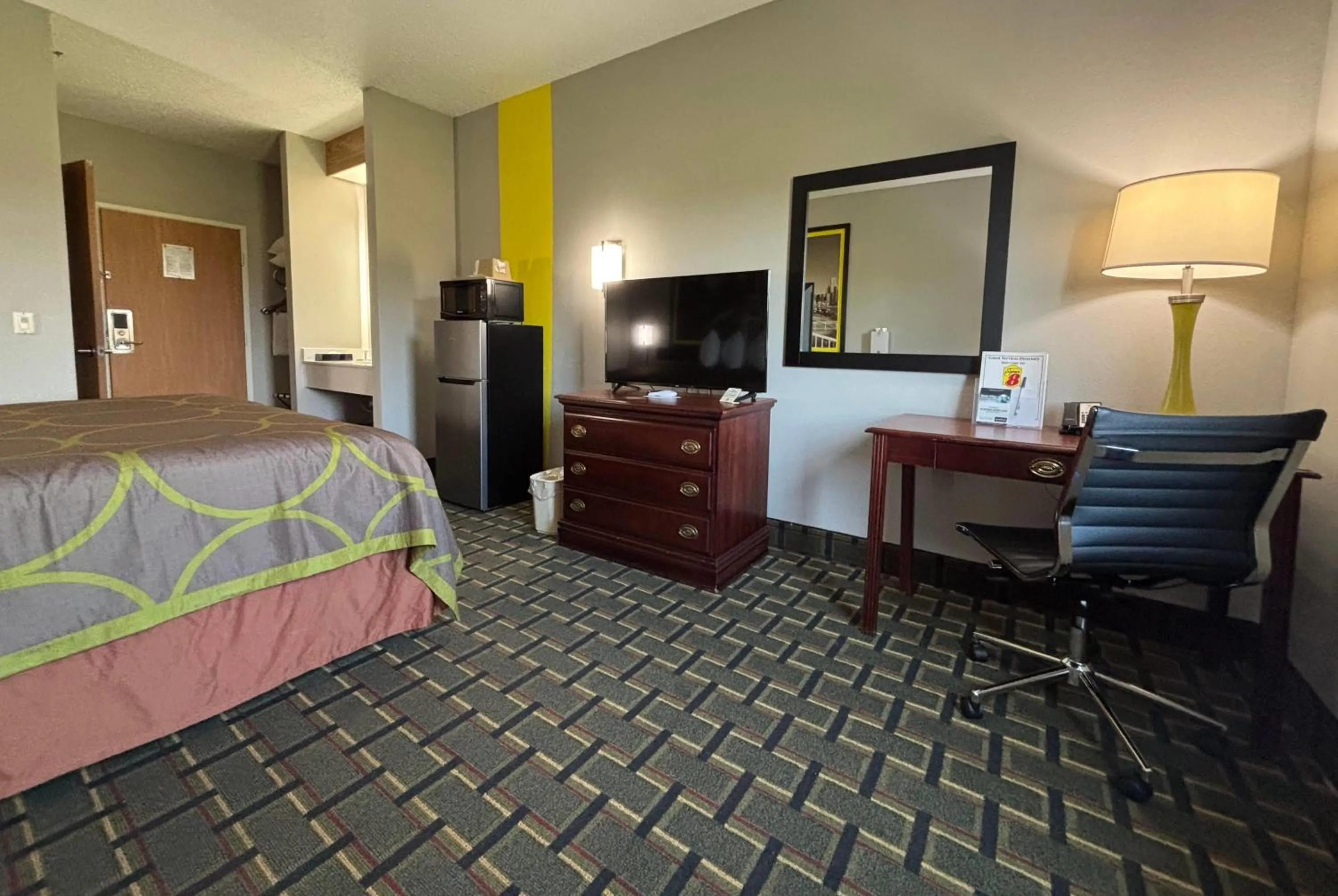 Photo of the whole room, Bed in Super 8 by Wyndham Mt. Carmel IL