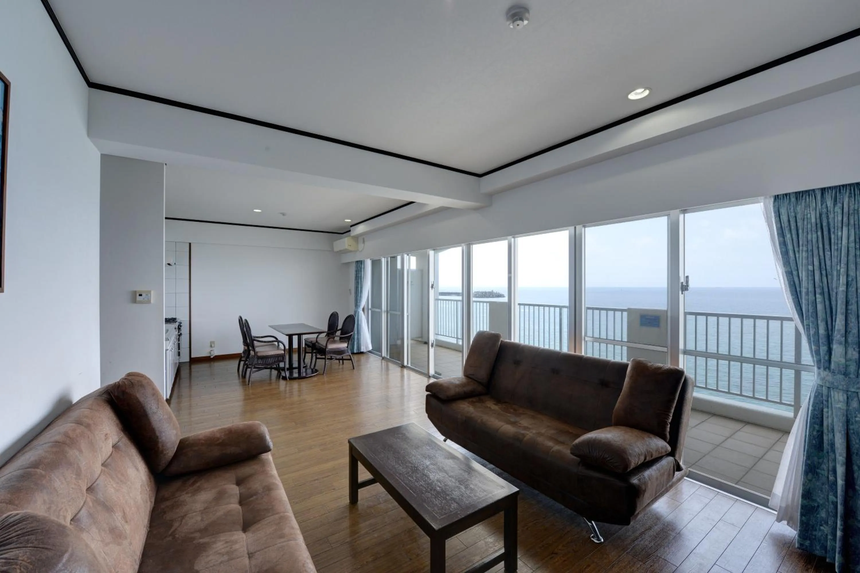 Beach Resort Morimar