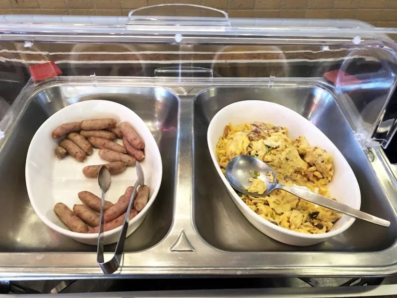 Food and drinks in Beach Resort Morimar