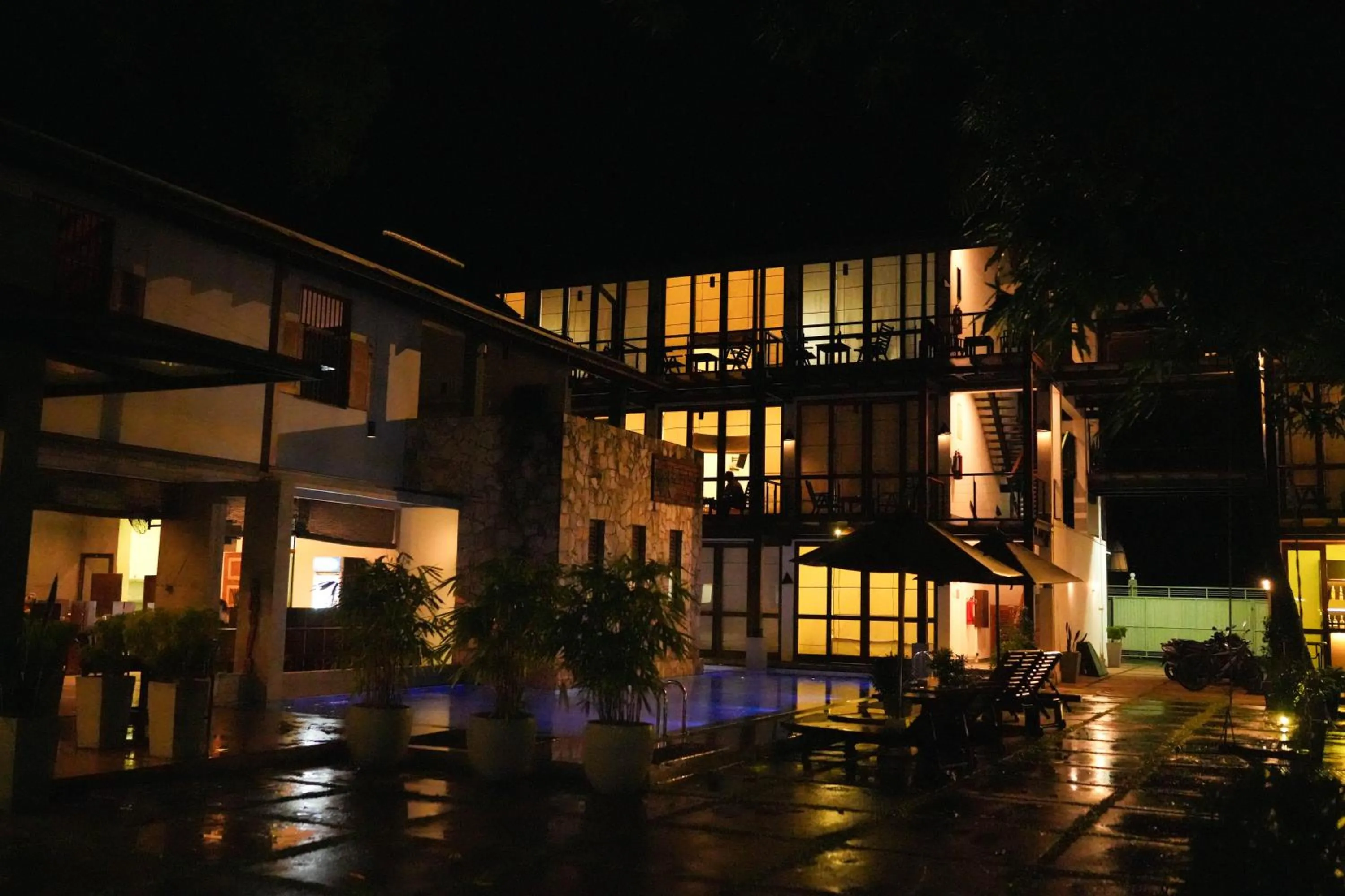 Property building in Elephant Trail