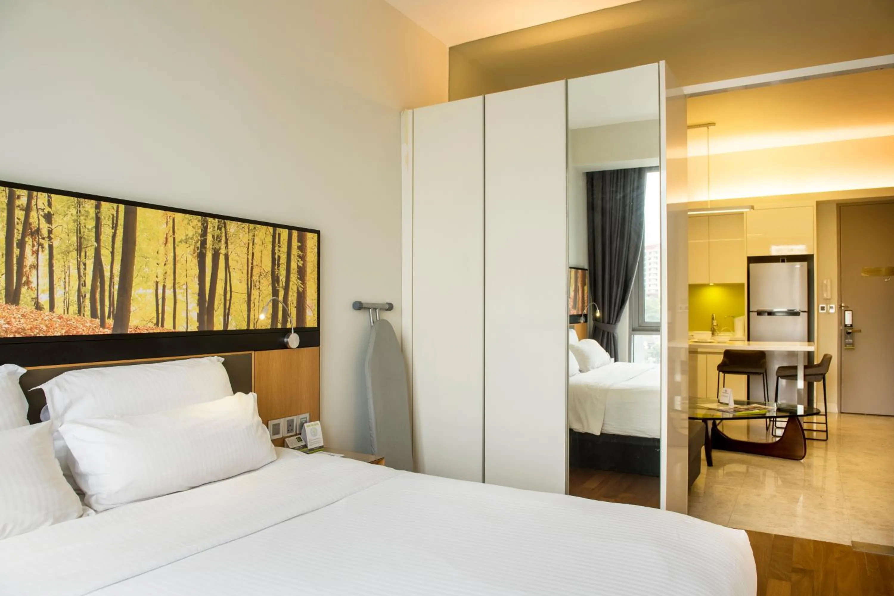 wardrobe, Bed in The Signature Hotel & Serviced Suites Kuala Lumpur