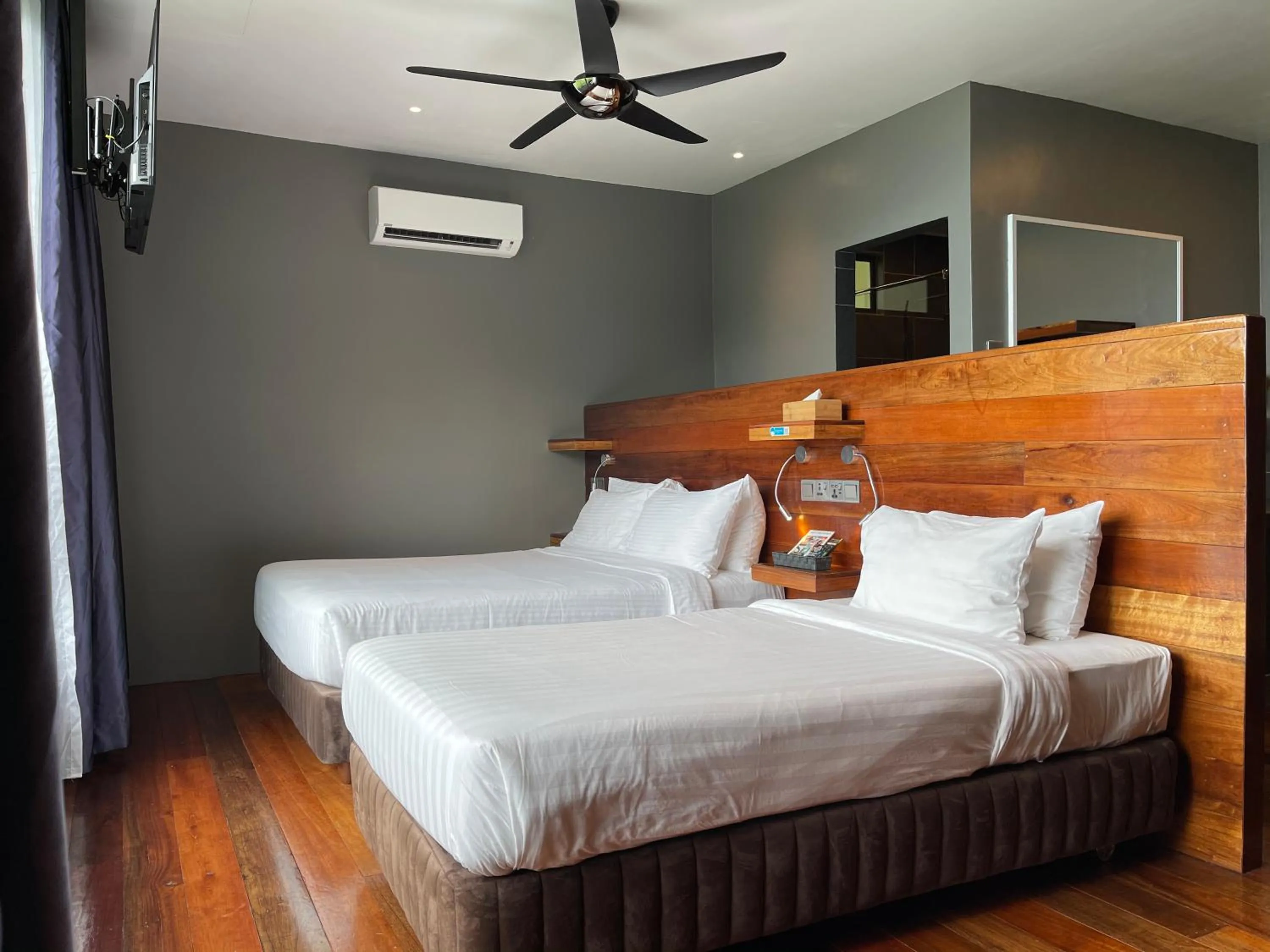 Bed in Alunan Resort