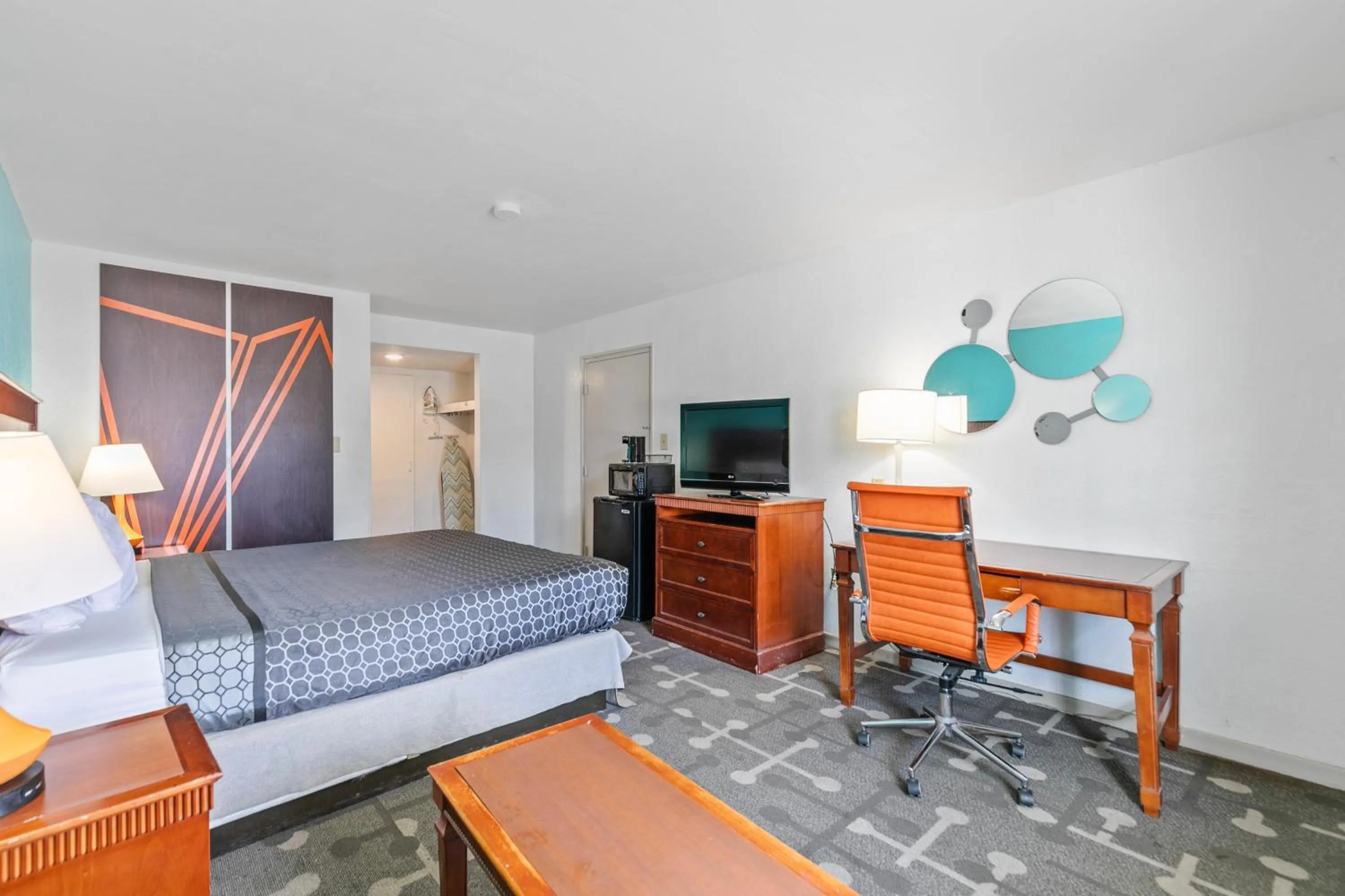 Bedroom, Bed in Moonlight Inn Hotel O Hattiesburg, MS