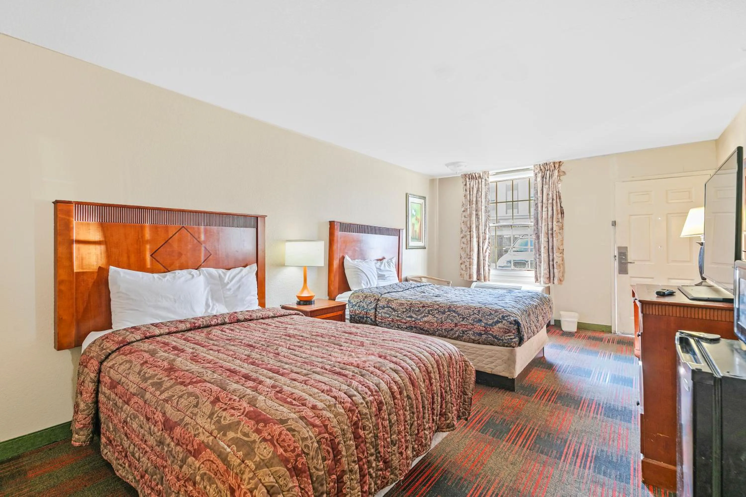 Bedroom, Bed in Moonlight Inn Hotel O Hattiesburg, MS