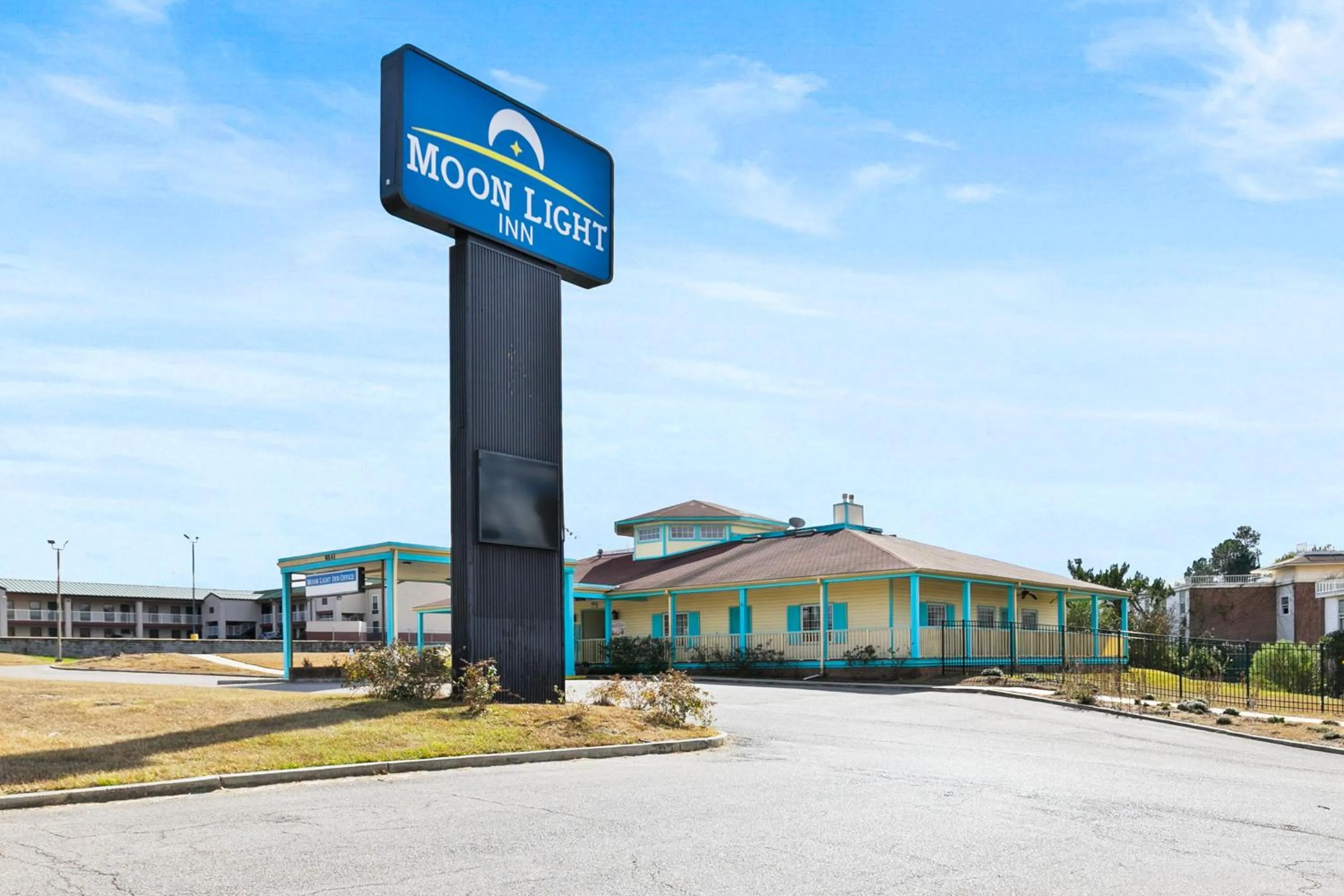Facade/entrance in Moonlight Inn Hotel O Hattiesburg, MS