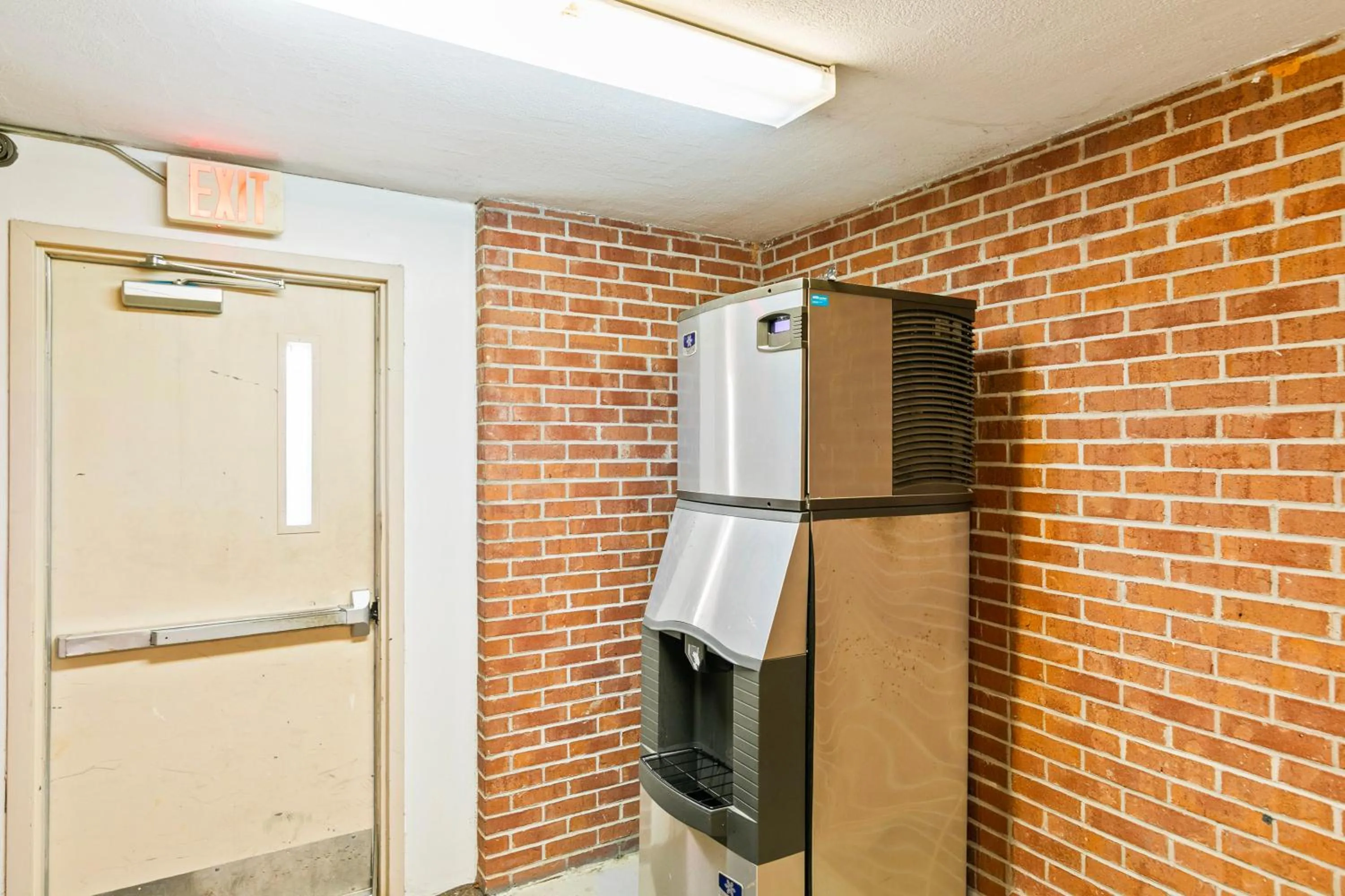 Area and facilities in Moonlight Inn Hotel O Hattiesburg, MS