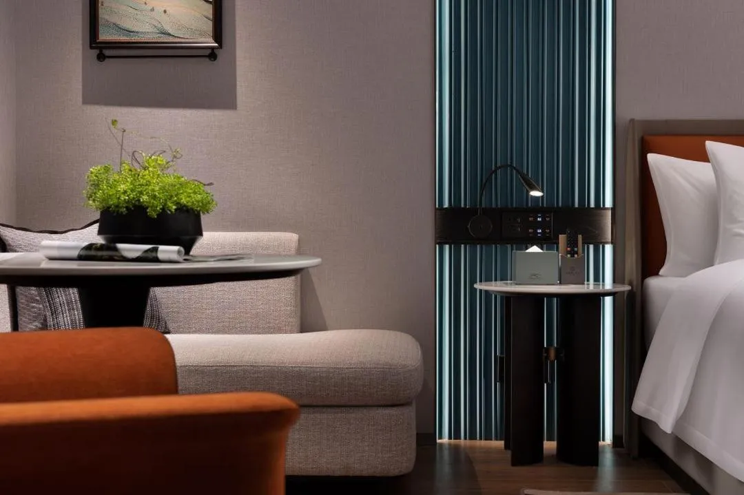 Bed in Mehood Lestie, Changsha High-speed Railway South Station Sports New City