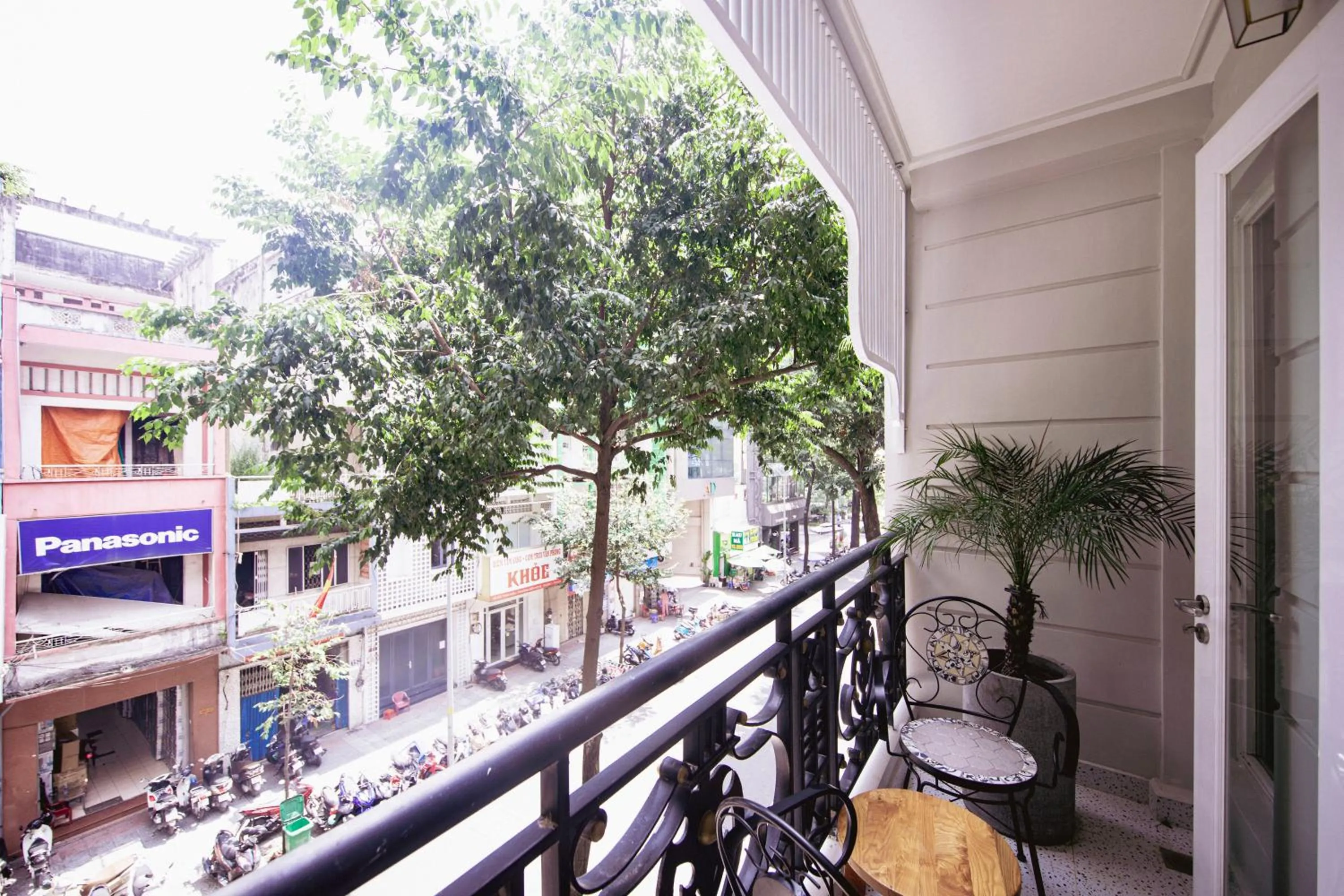 Balcony/Terrace in Au Lac Boutique Hotel