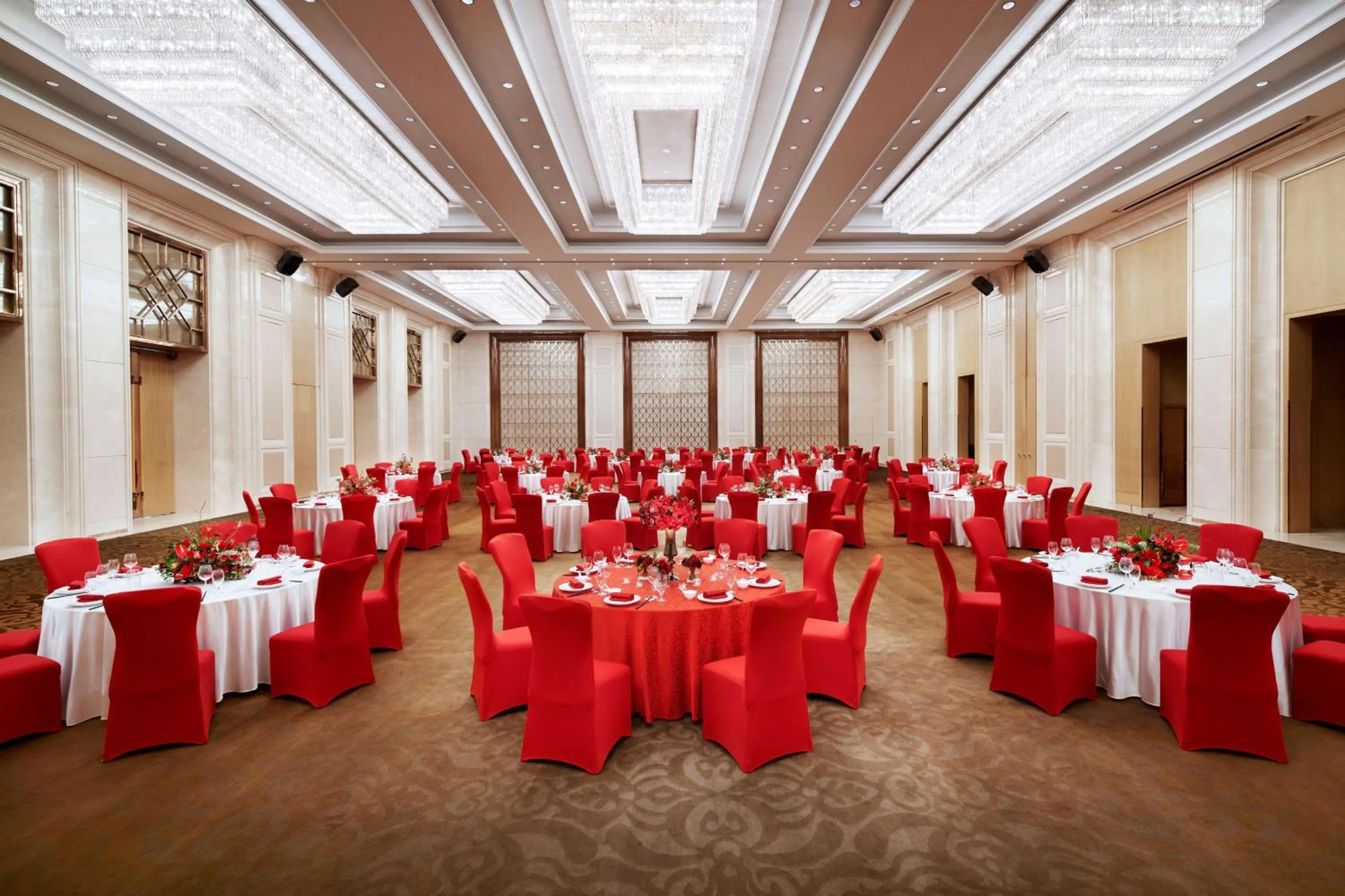 Meeting/conference room in Sheraton Grand Wuhan Hankou Hotel