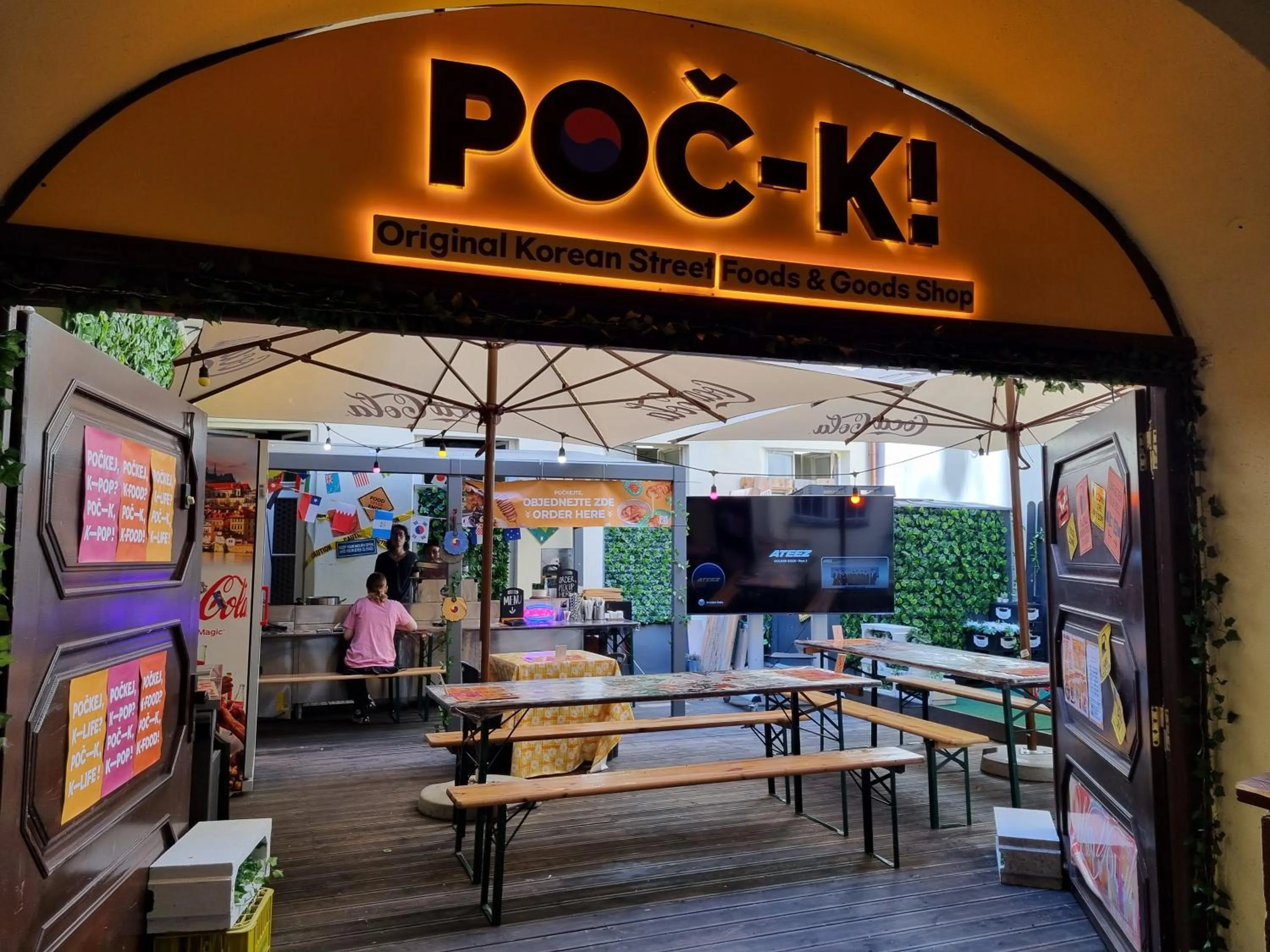 Restaurant/places to eat in Korea town