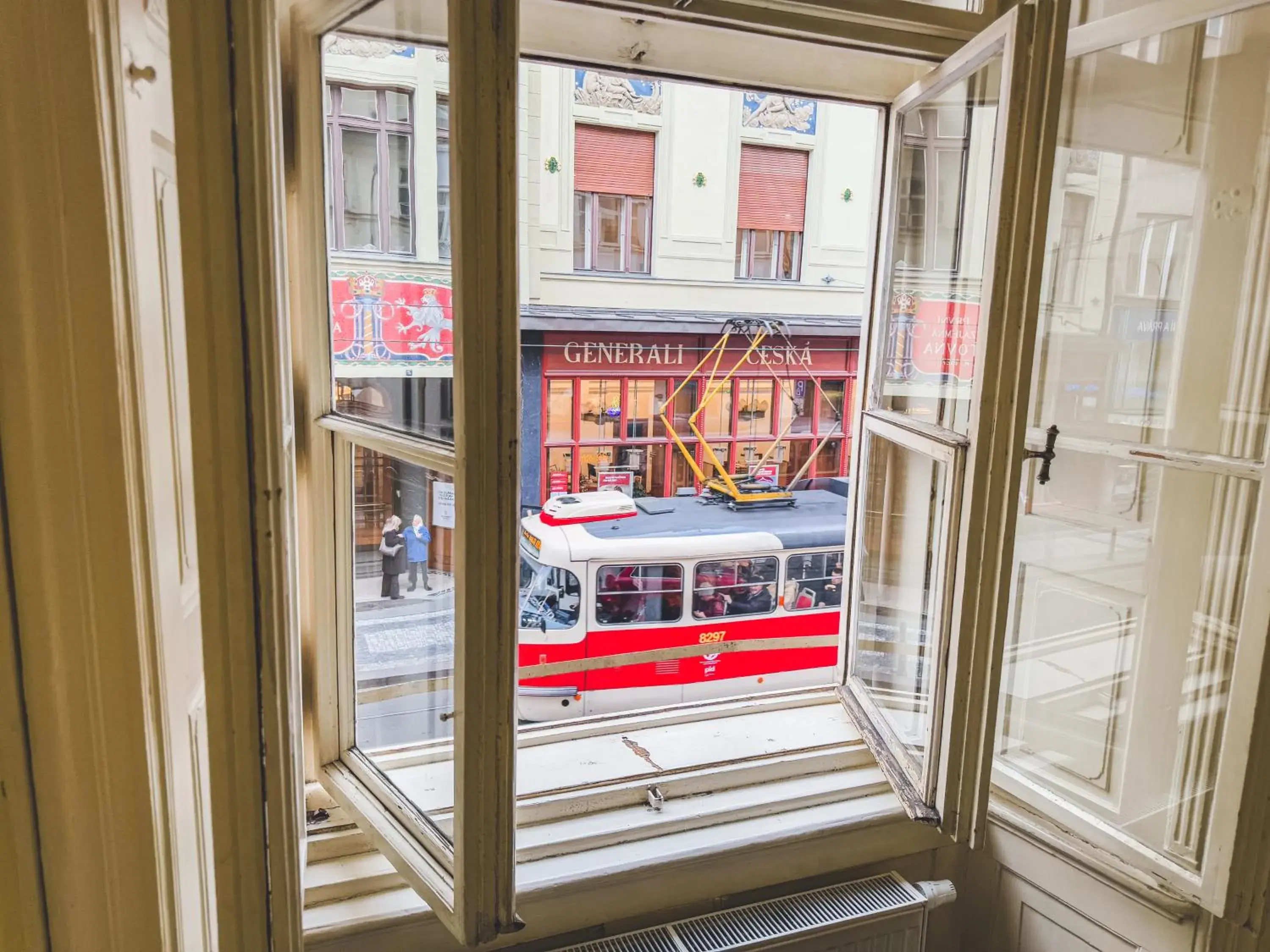 Single Bed in Male Dormitory Room in Koreatown Single Bed in Male Dormitory Room in Koreatown
