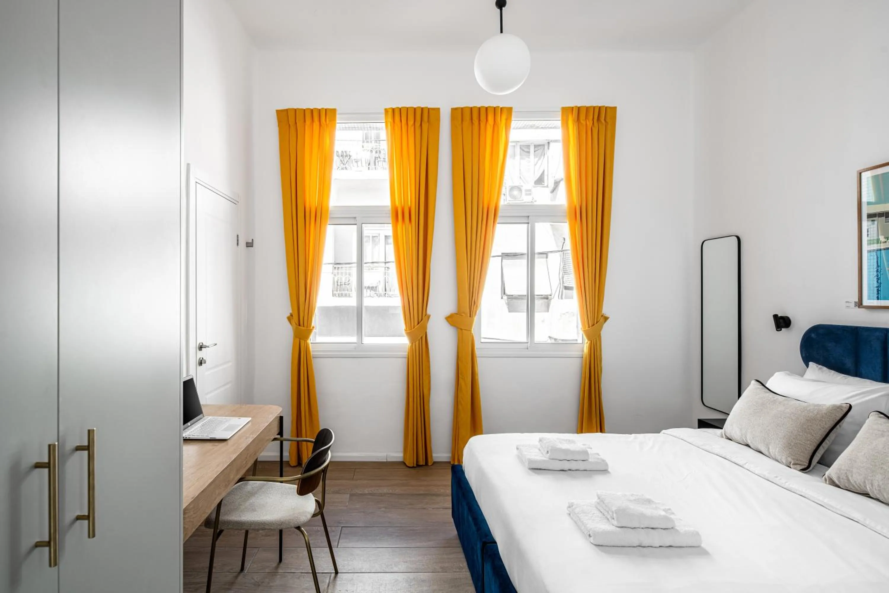 Bedroom, Bed in Mate Levinski - By HOMY