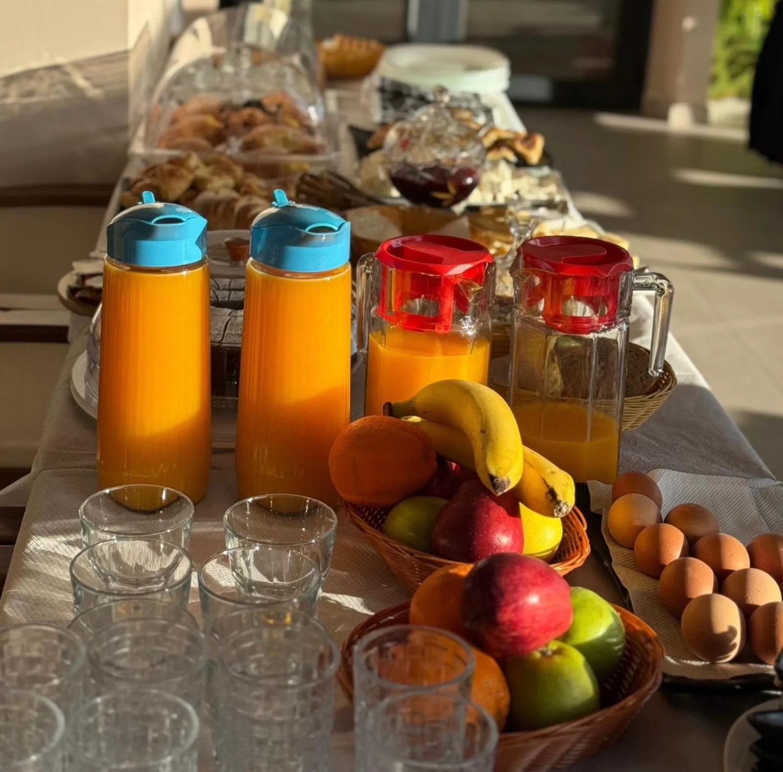 Food and drinks in SASSO Hotel