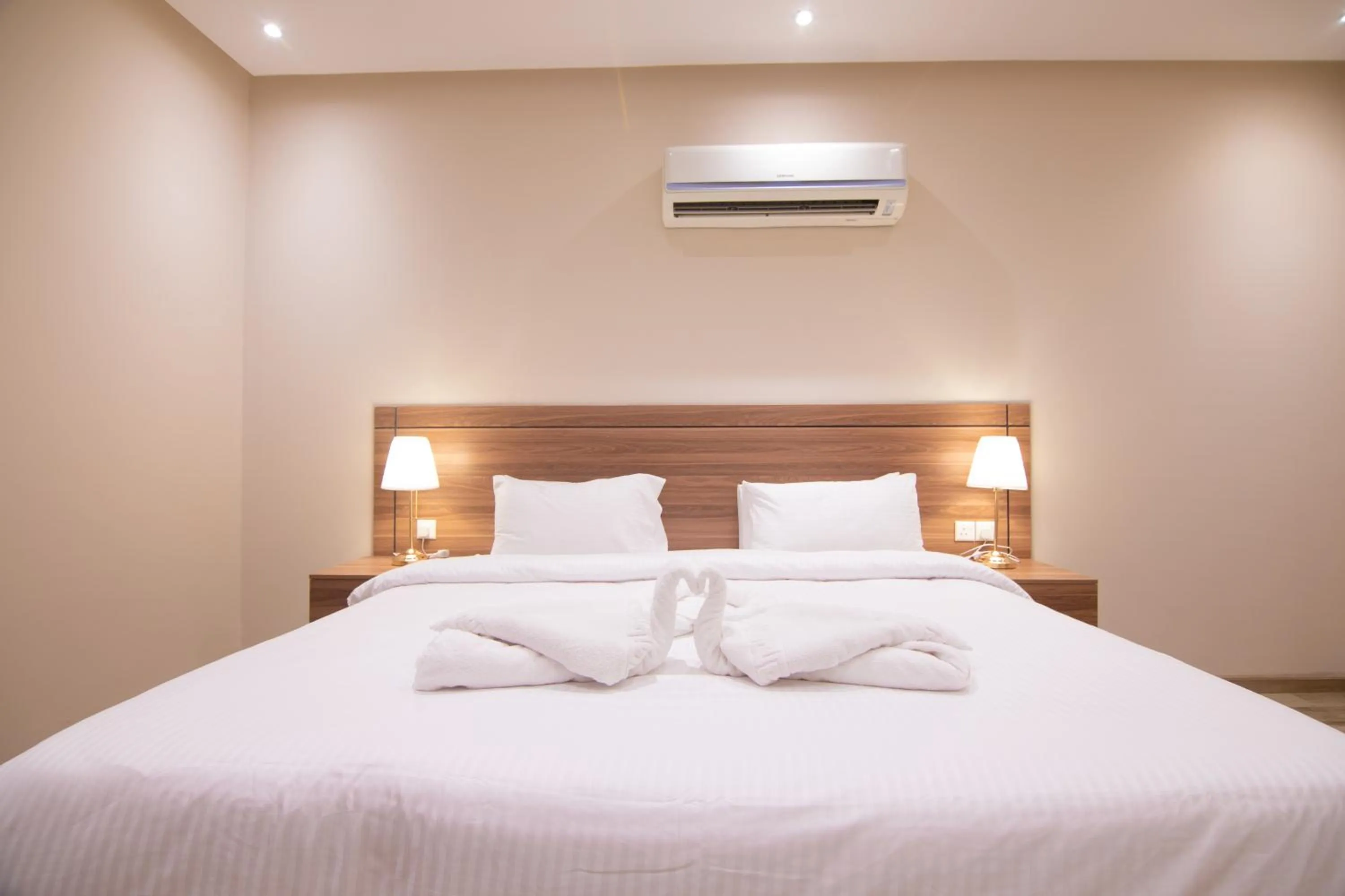 Bed in Towlan Alfalah