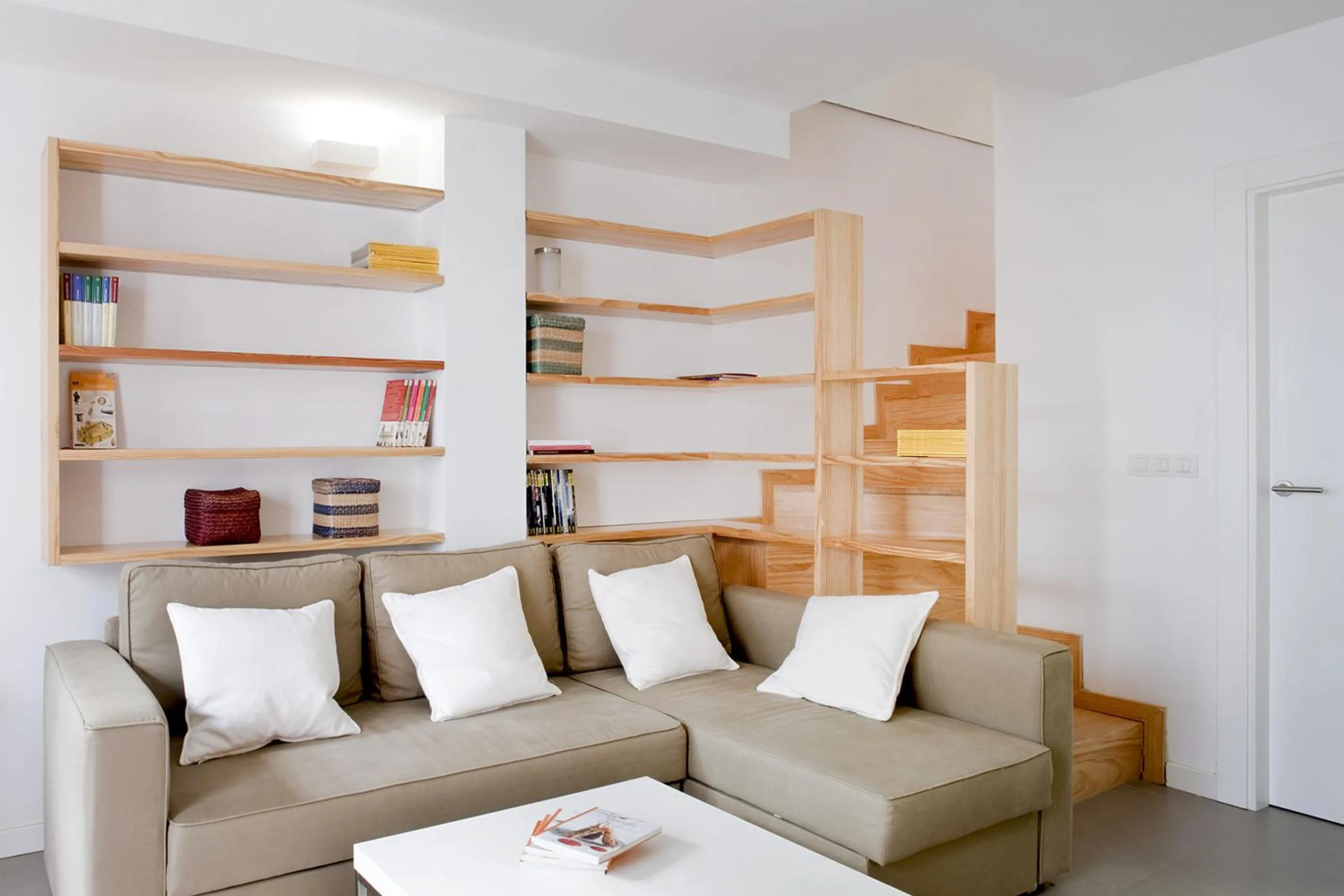 Living room in Smart Suites Albaicin