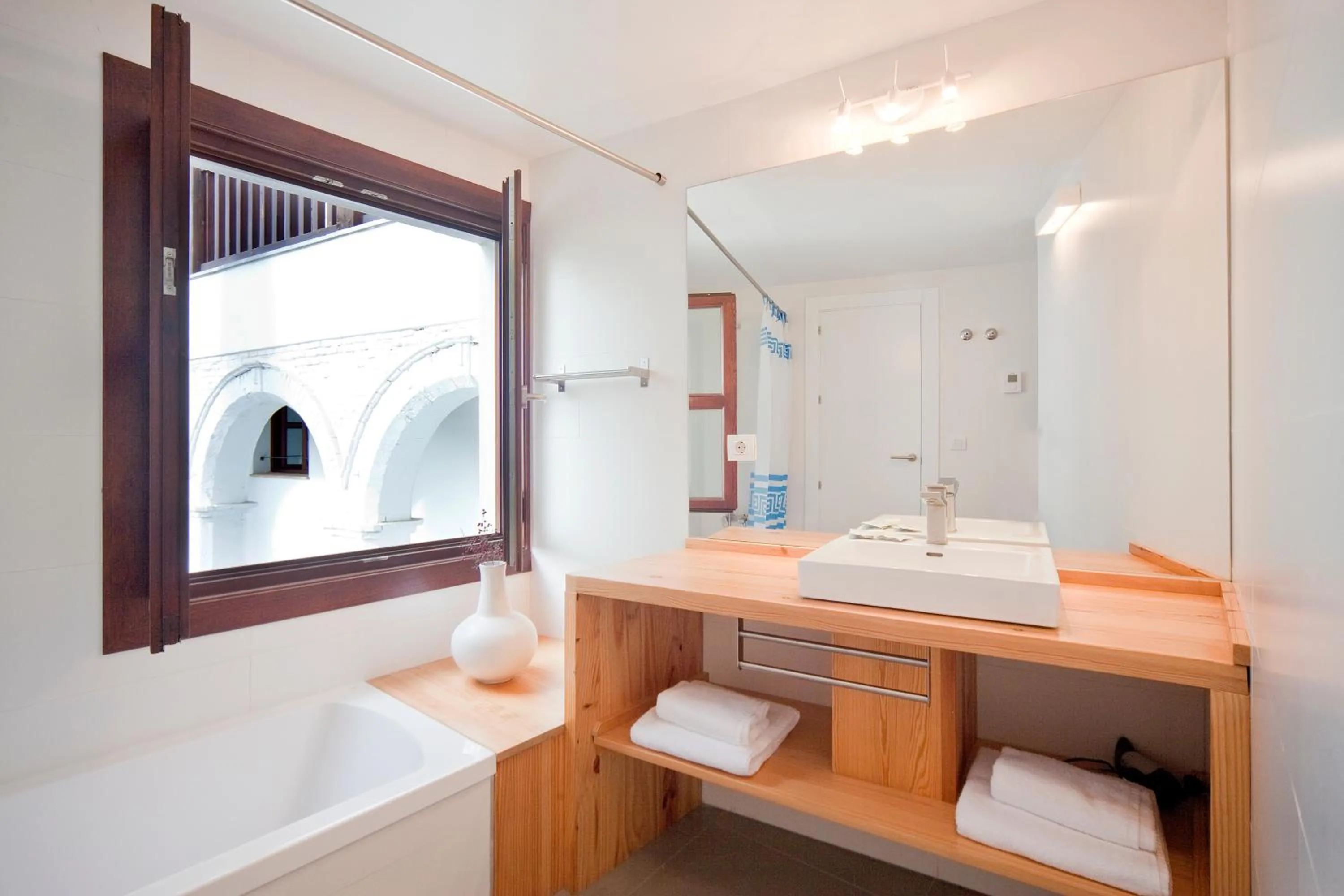 Bathroom in Smart Suites Albaicin