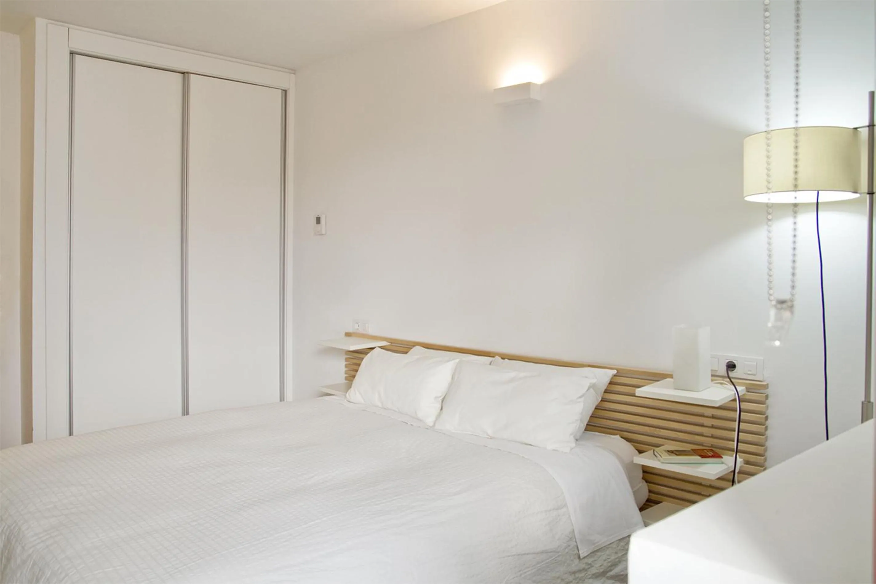 Bedroom, Bed in Smart Suites Albaicin
