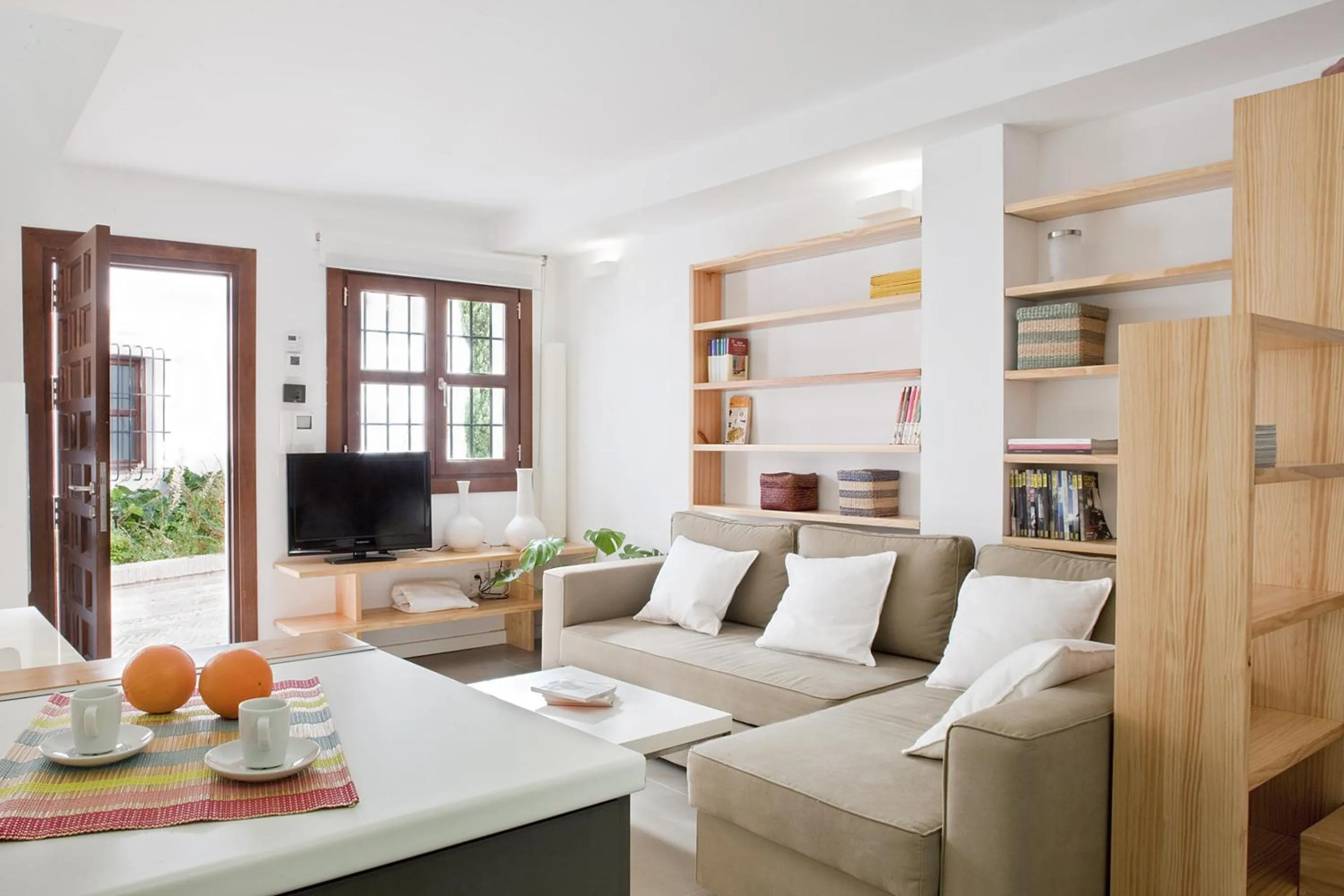 Living room in Smart Suites Albaicin