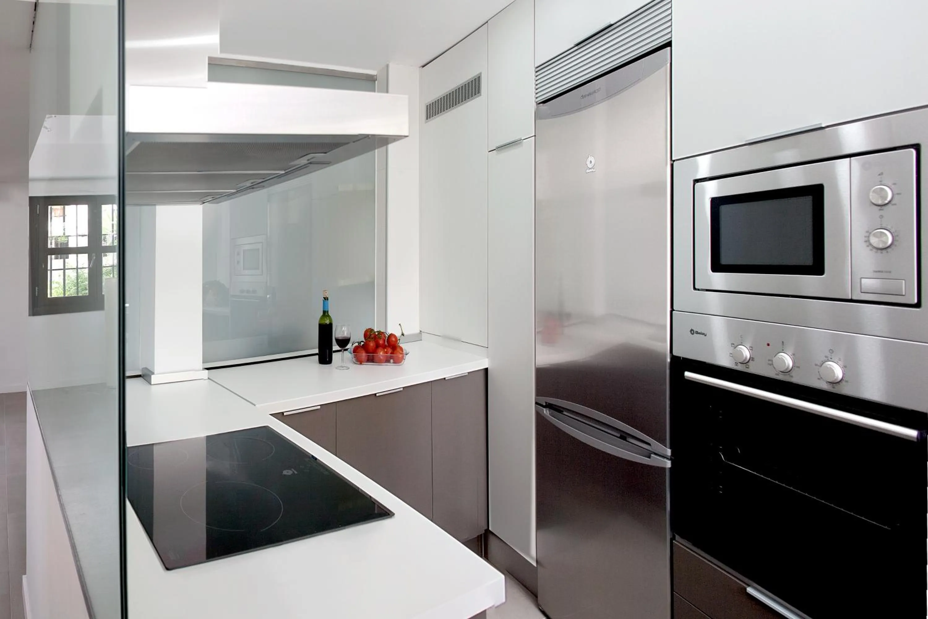 Kitchen or kitchenette in Smart Suites Albaicin