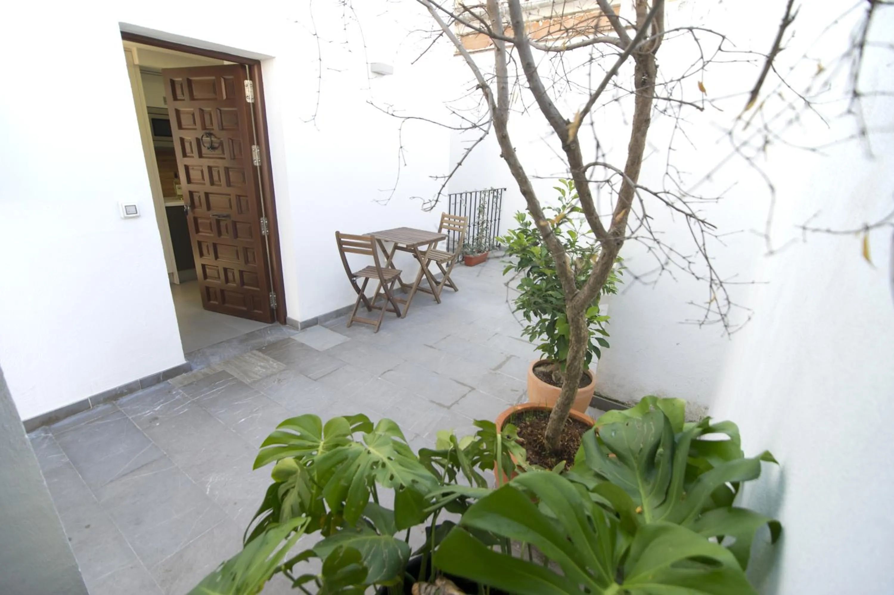 Patio in Smart Suites Albaicin