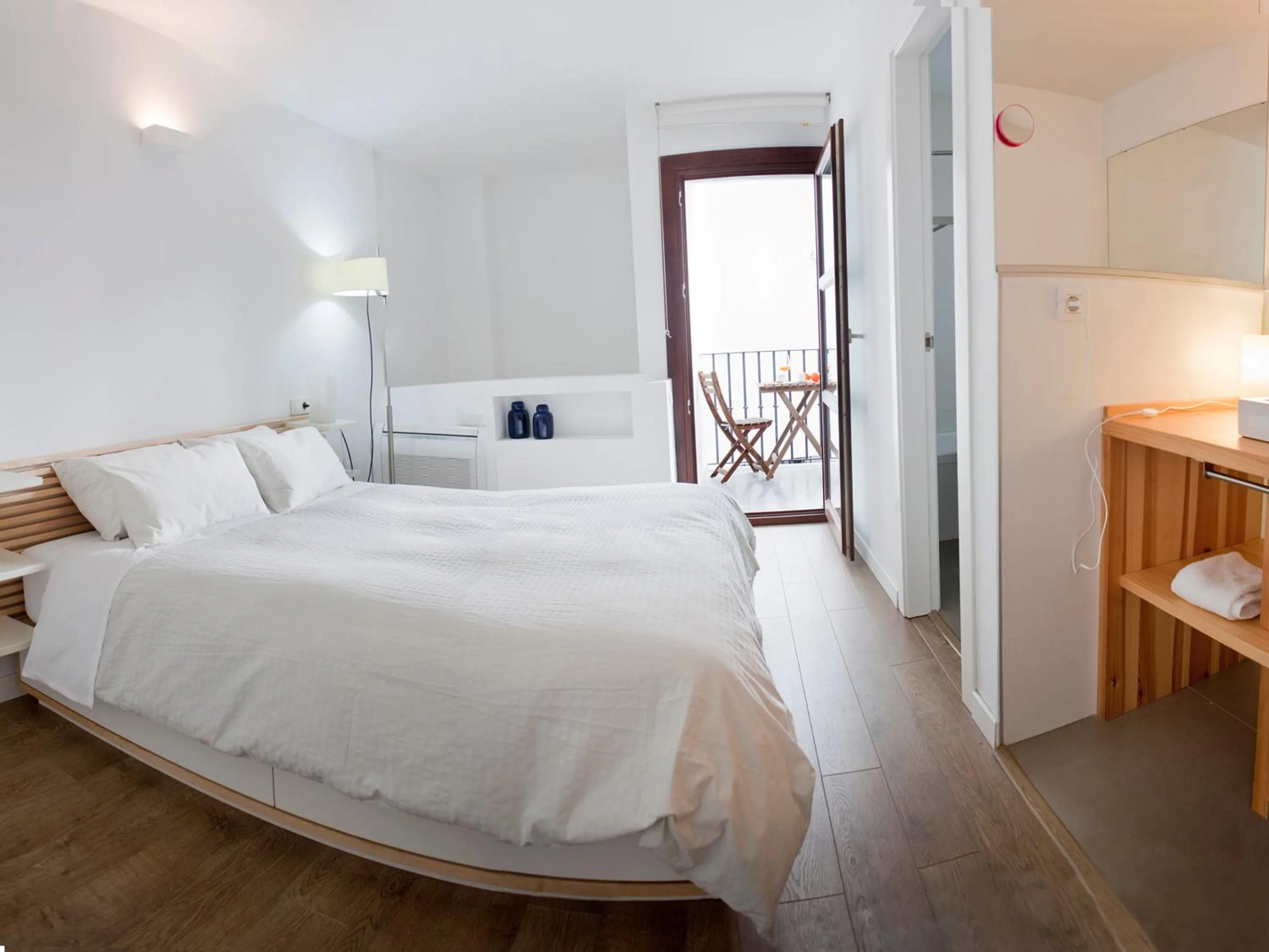 Bedroom, Bed in Smart Suites Albaicin