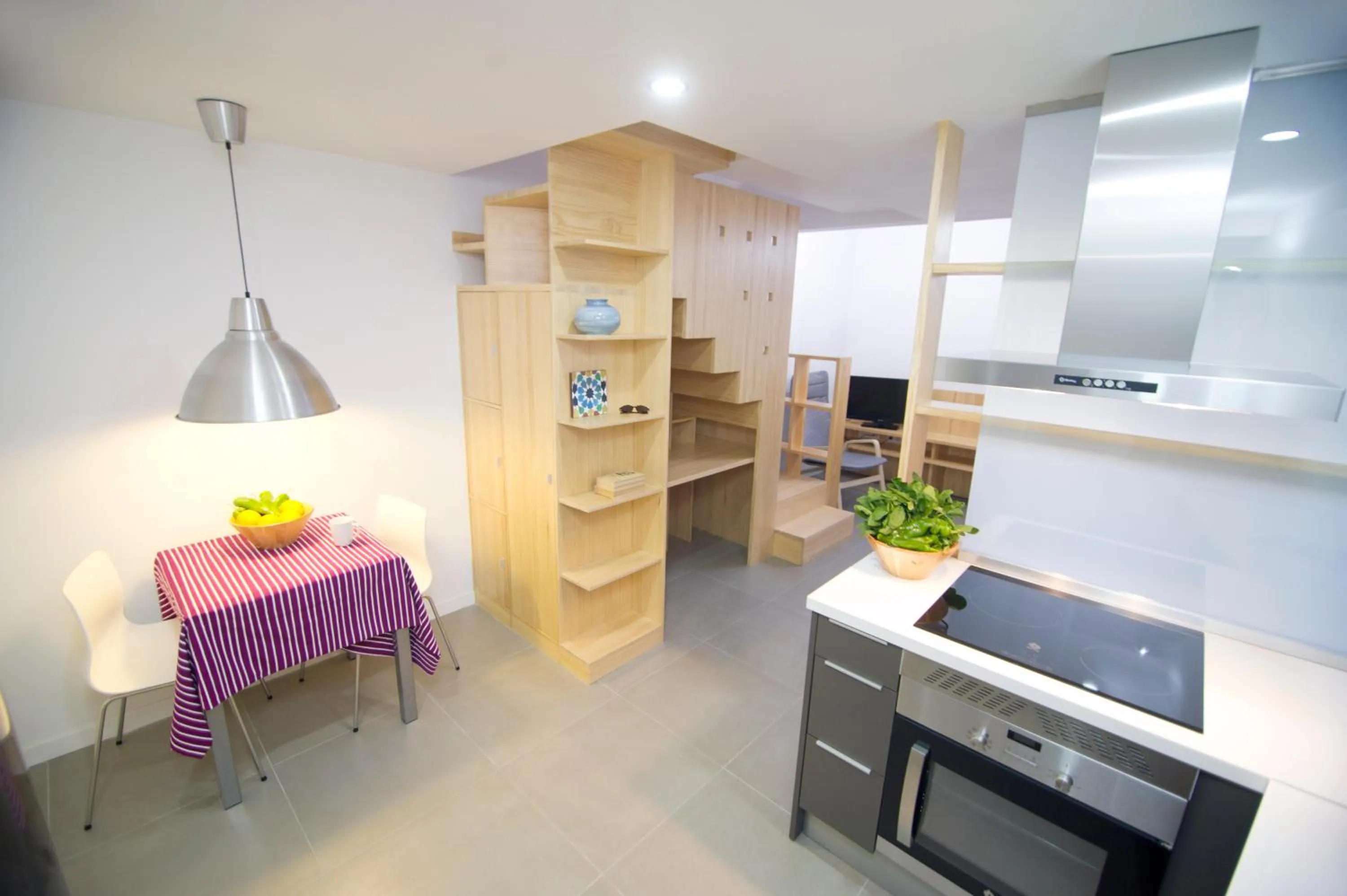 Kitchen or kitchenette in Smart Suites Albaicin