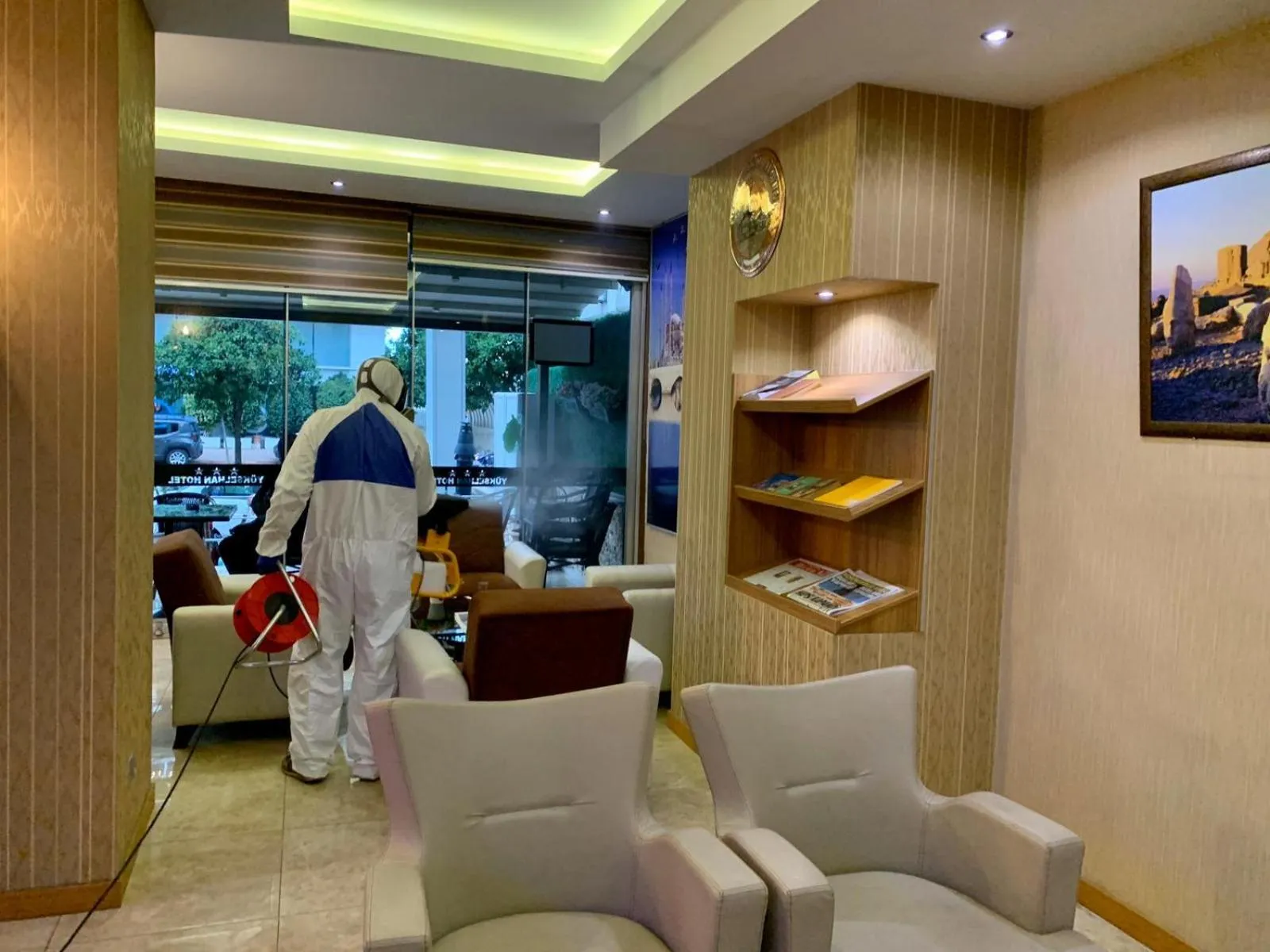 Lobby or reception in Adana Yukselhan Hotel