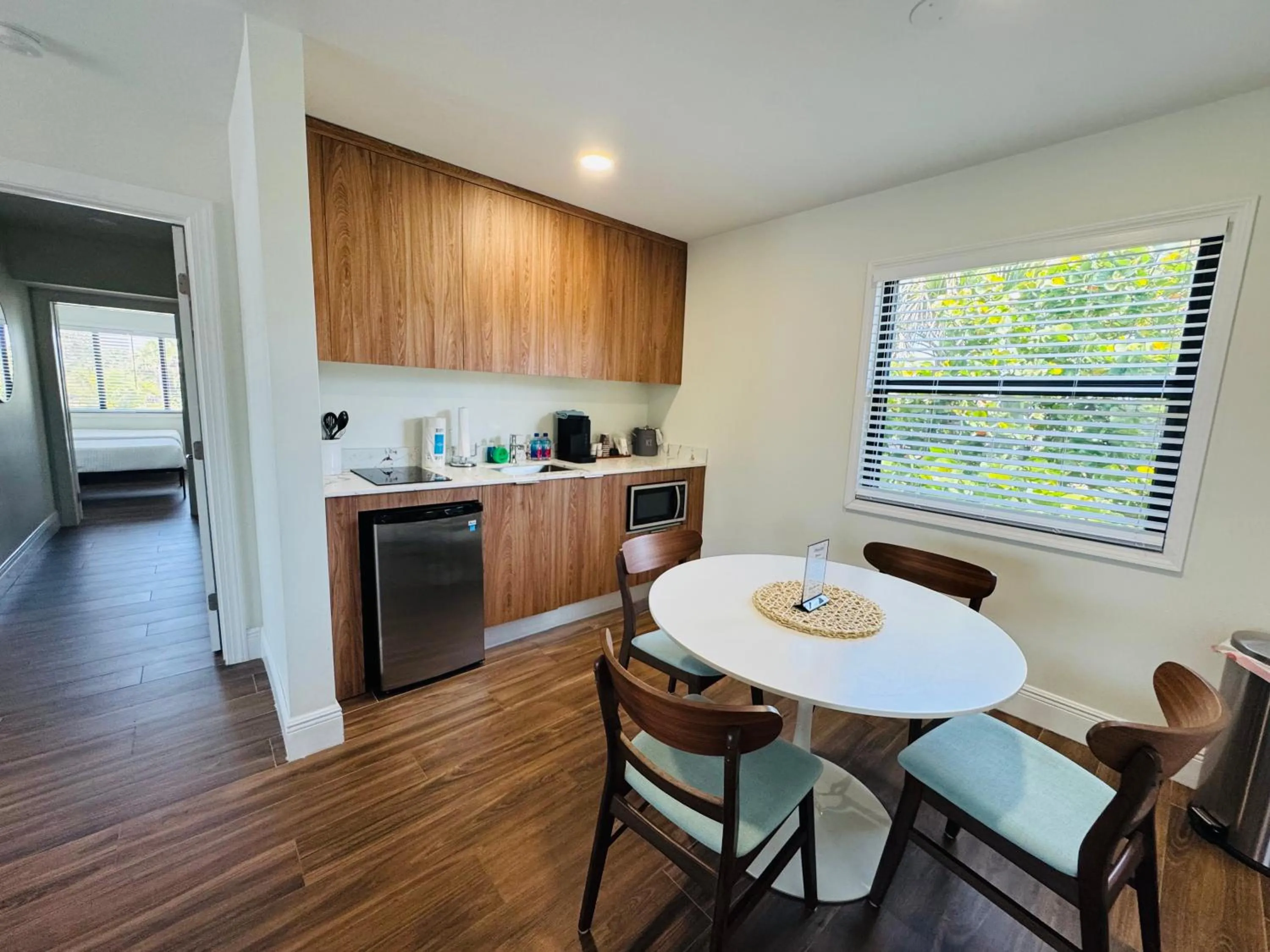 Kitchen or kitchenette in Melbourne Beach Resort & Surf Club