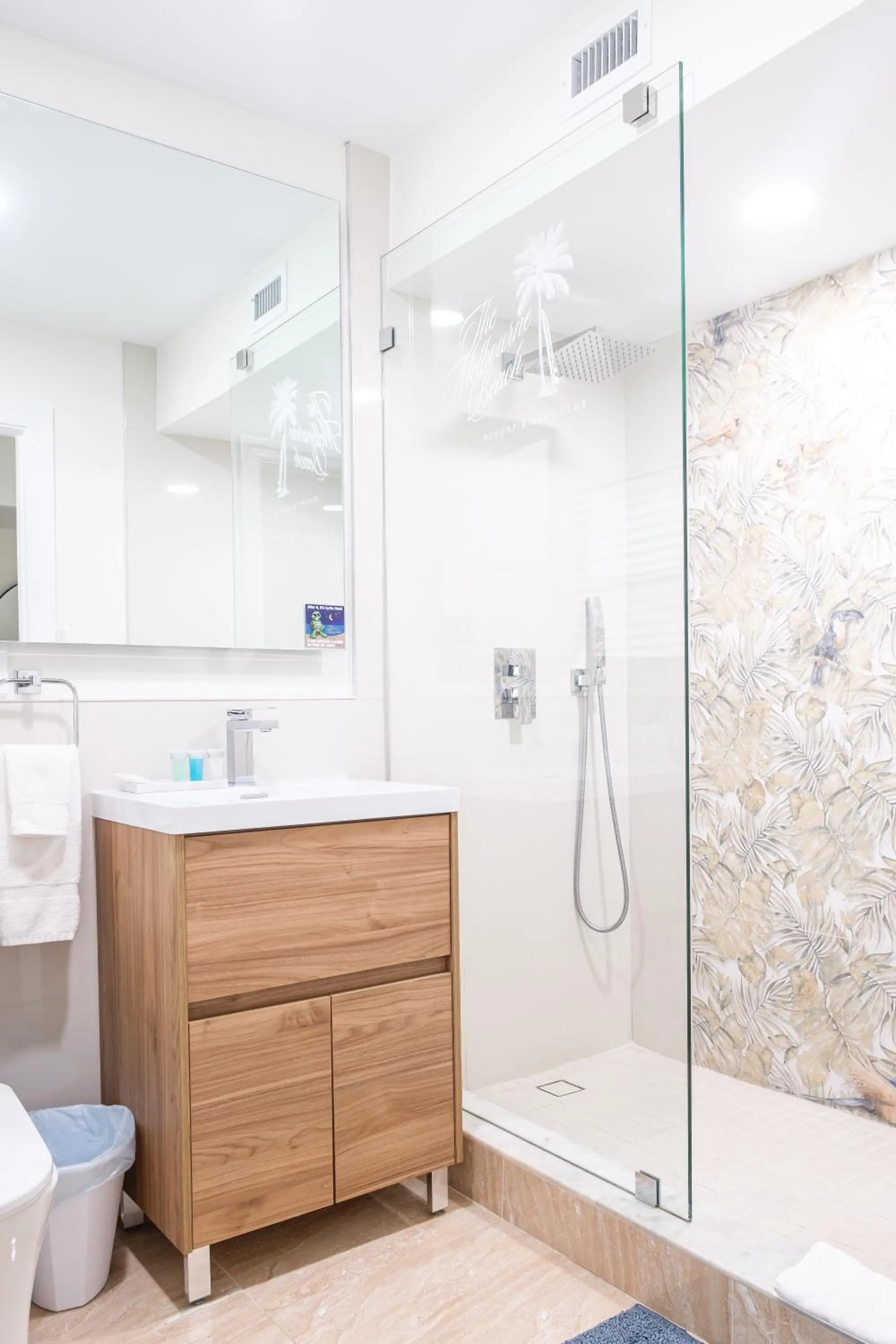 Bathroom in Melbourne Beach Resort & Surf Club