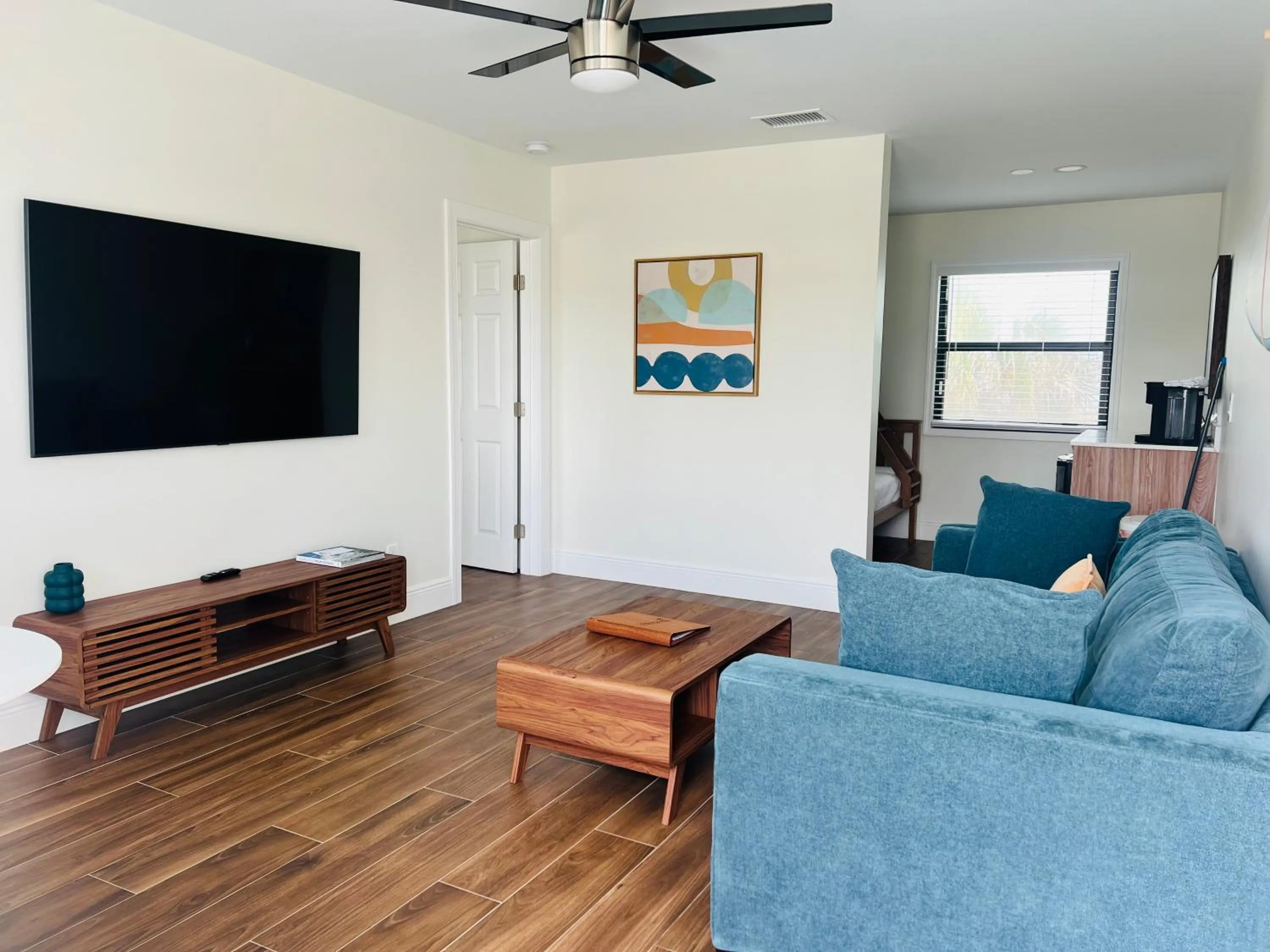 Living room in Melbourne Beach Resort & Surf Club
