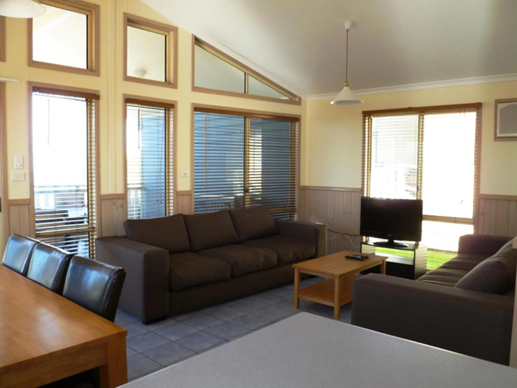 TV and multimedia in NRMA Merimbula Beach Holiday Resort