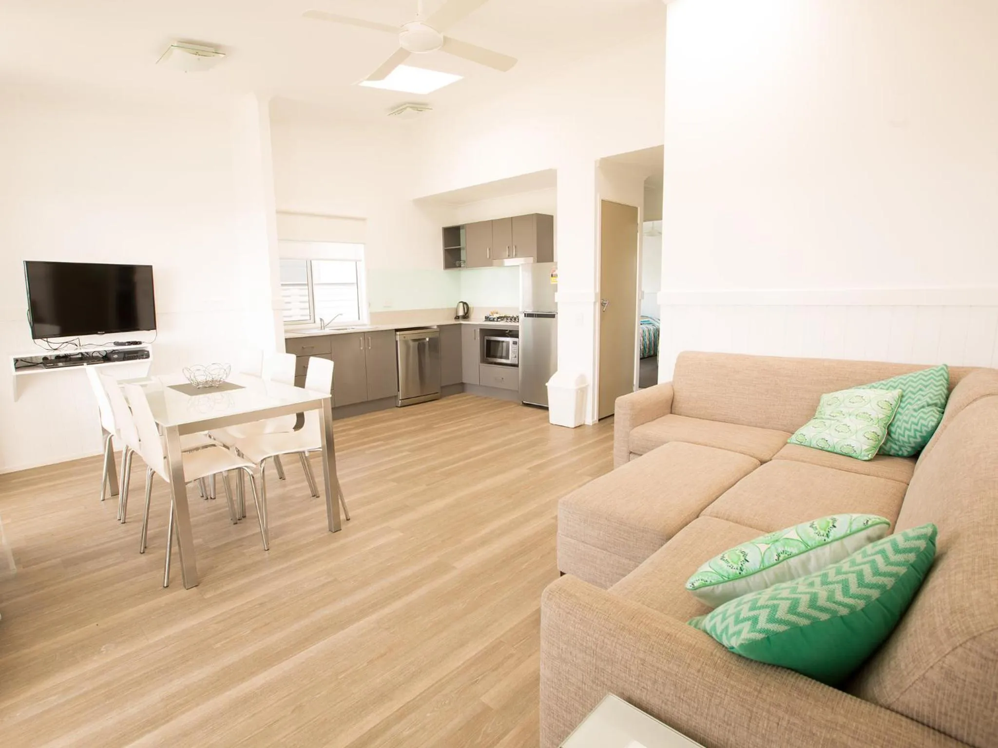 TV and multimedia in NRMA Merimbula Beach Holiday Resort