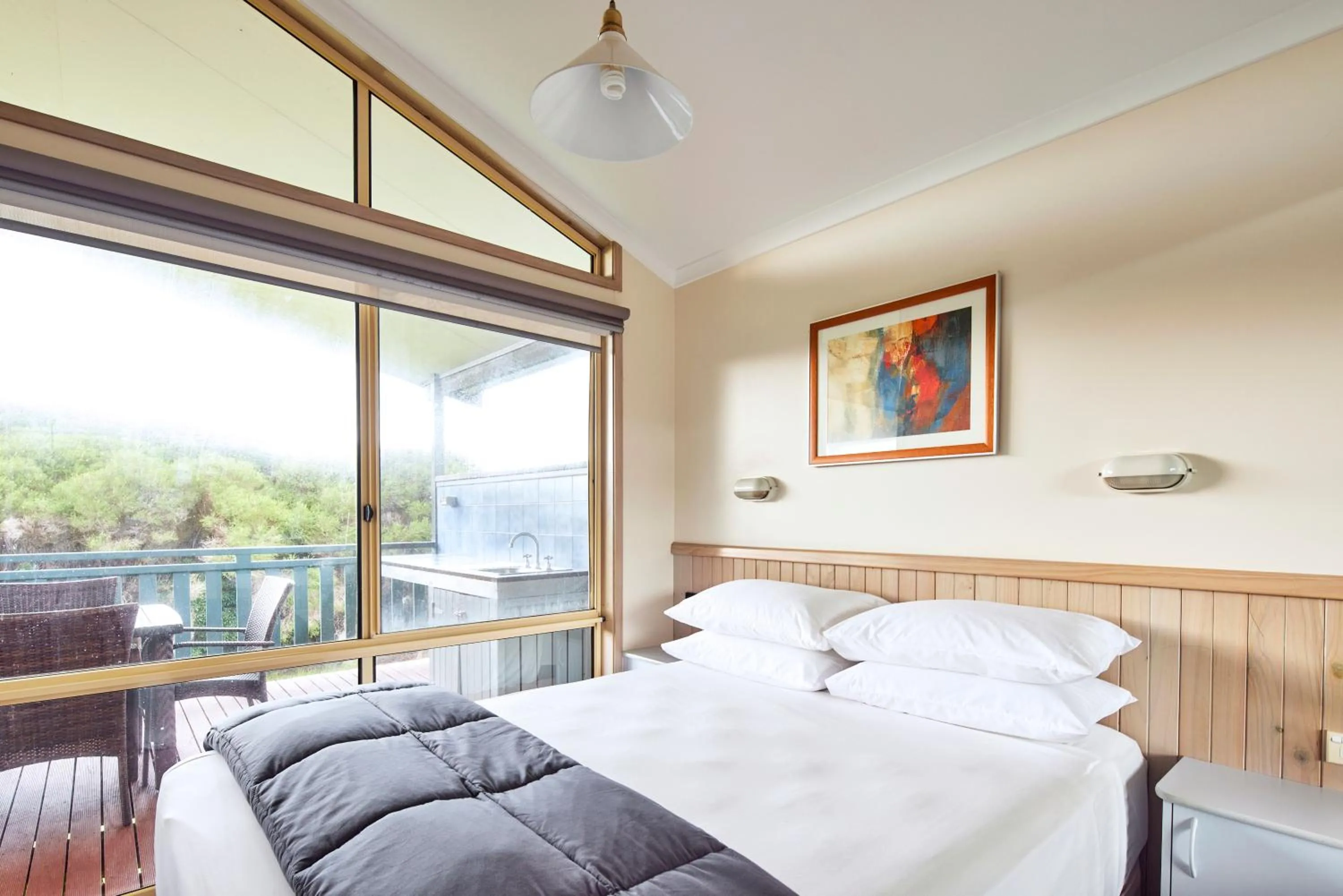 Bedroom, Bed in NRMA Merimbula Beach Holiday Resort