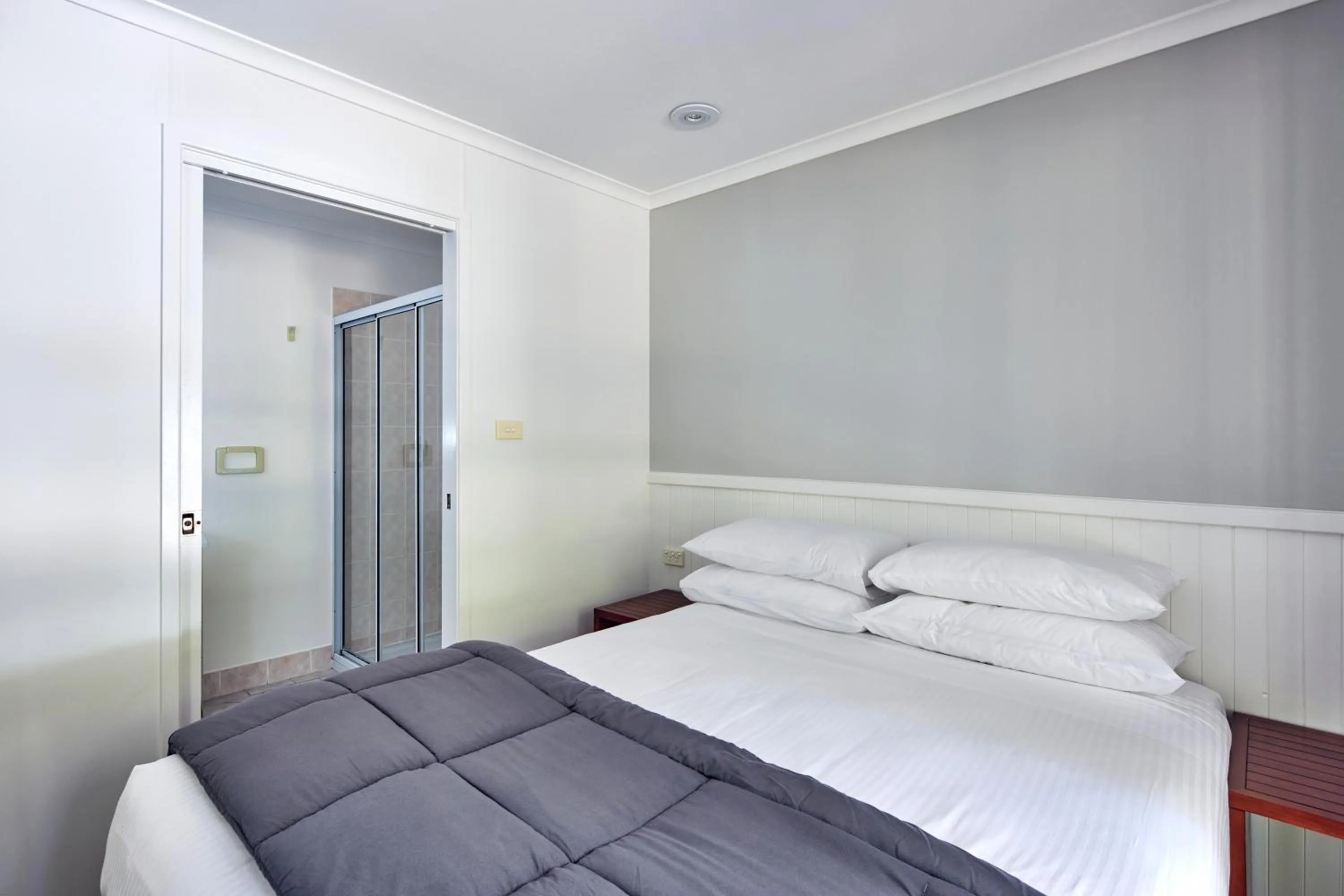 Bedroom, Bed in NRMA Murramarang Beachfront Holiday Resort