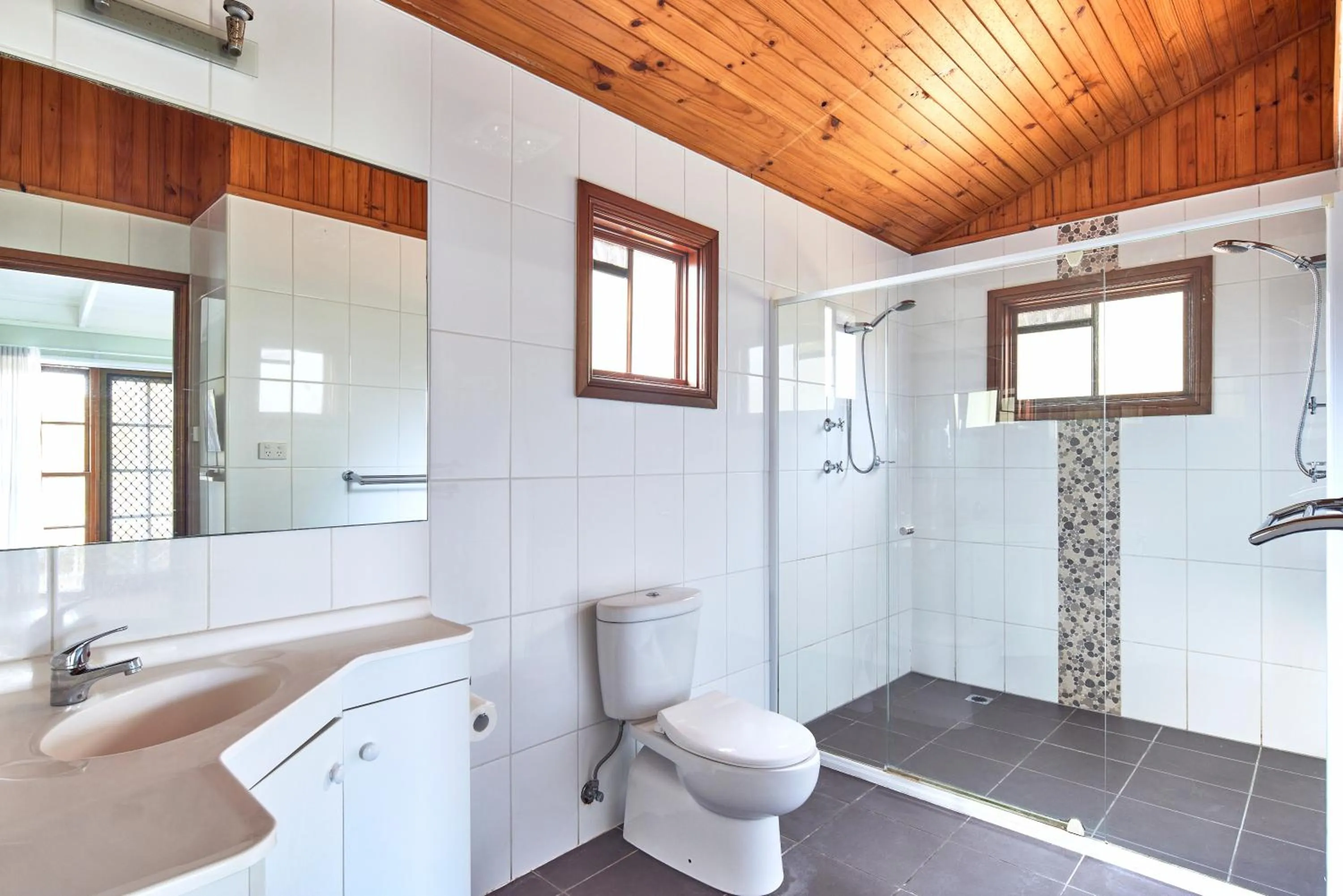 Bathroom in NRMA Murramarang Beachfront Holiday Resort