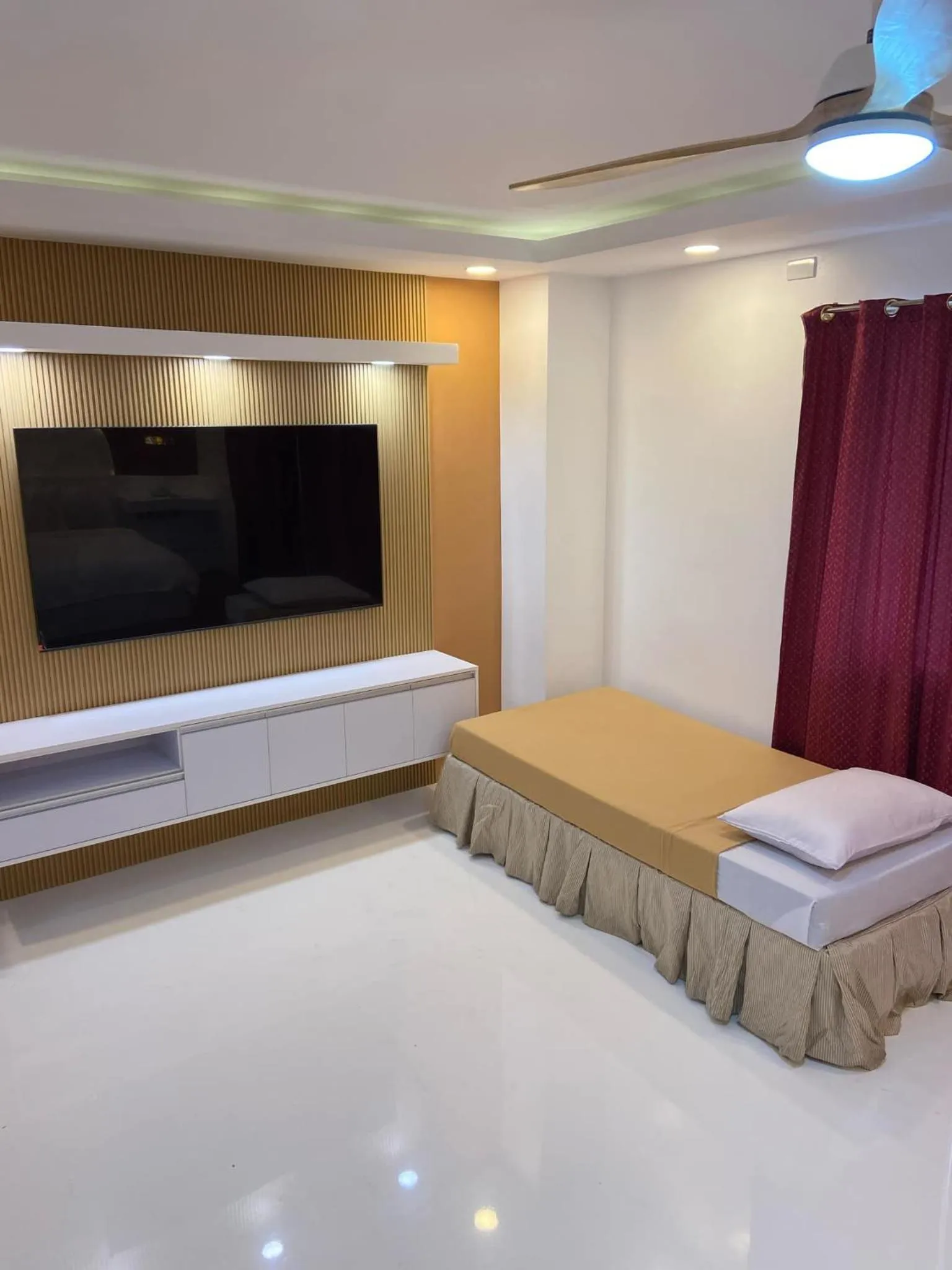 TV and multimedia, Bed in Buena Casa Hotel