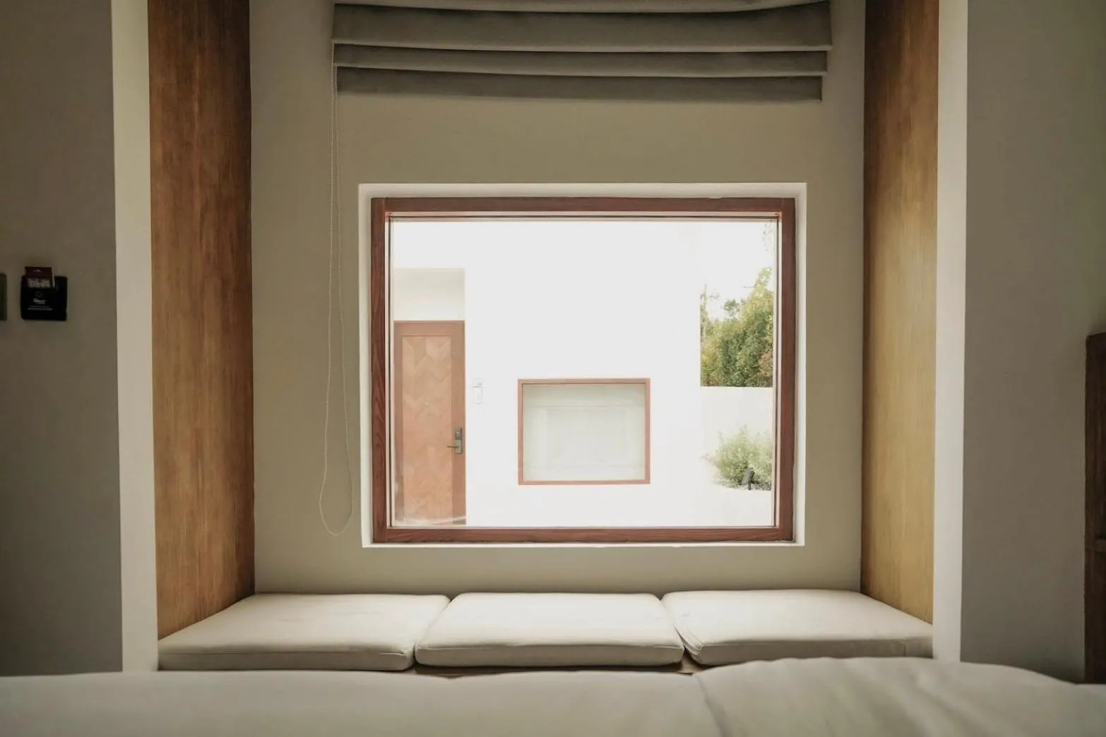 Photo of the whole room, Bed in Pichcha Kohlarn