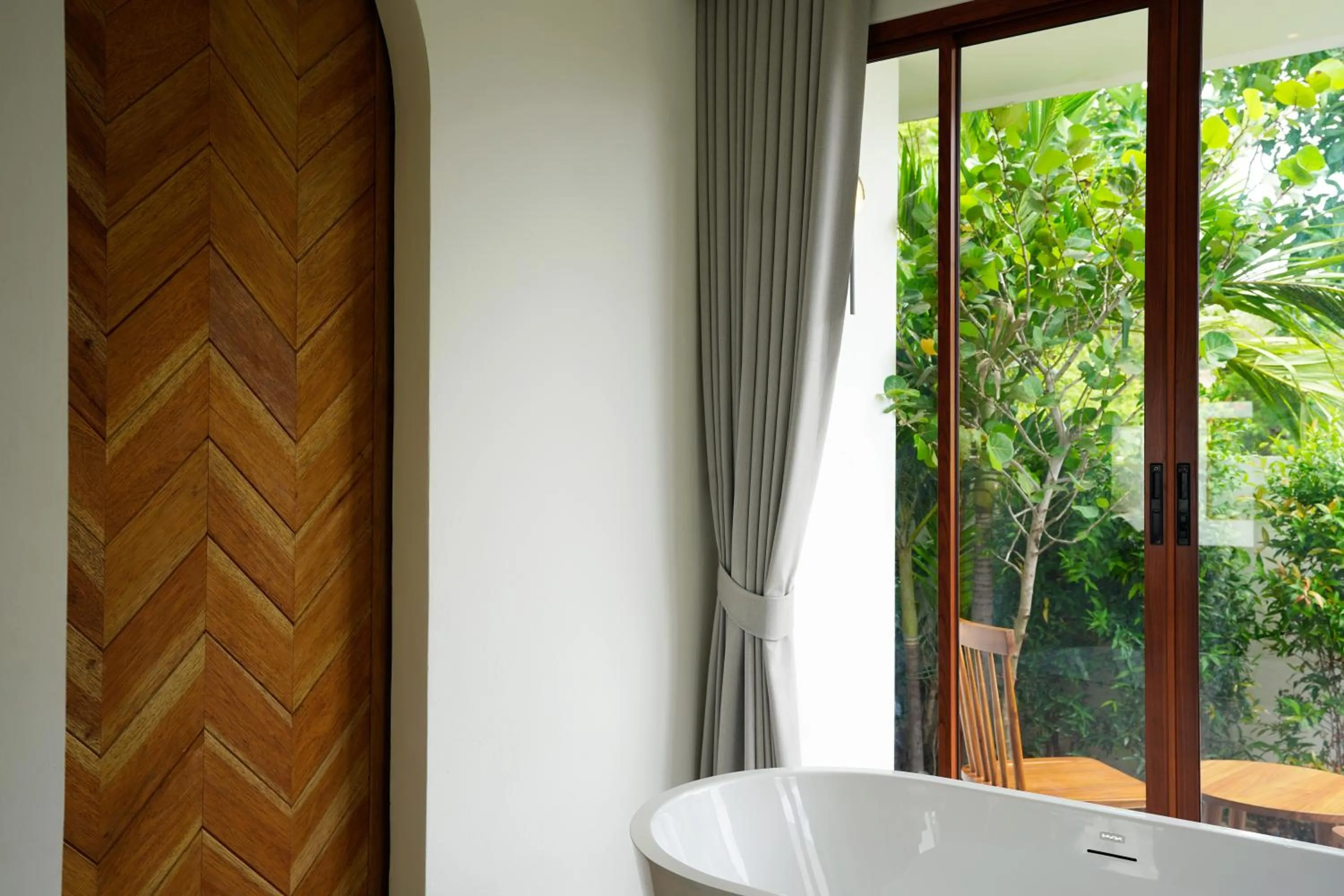 Photo of the whole room in Pichcha Kohlarn