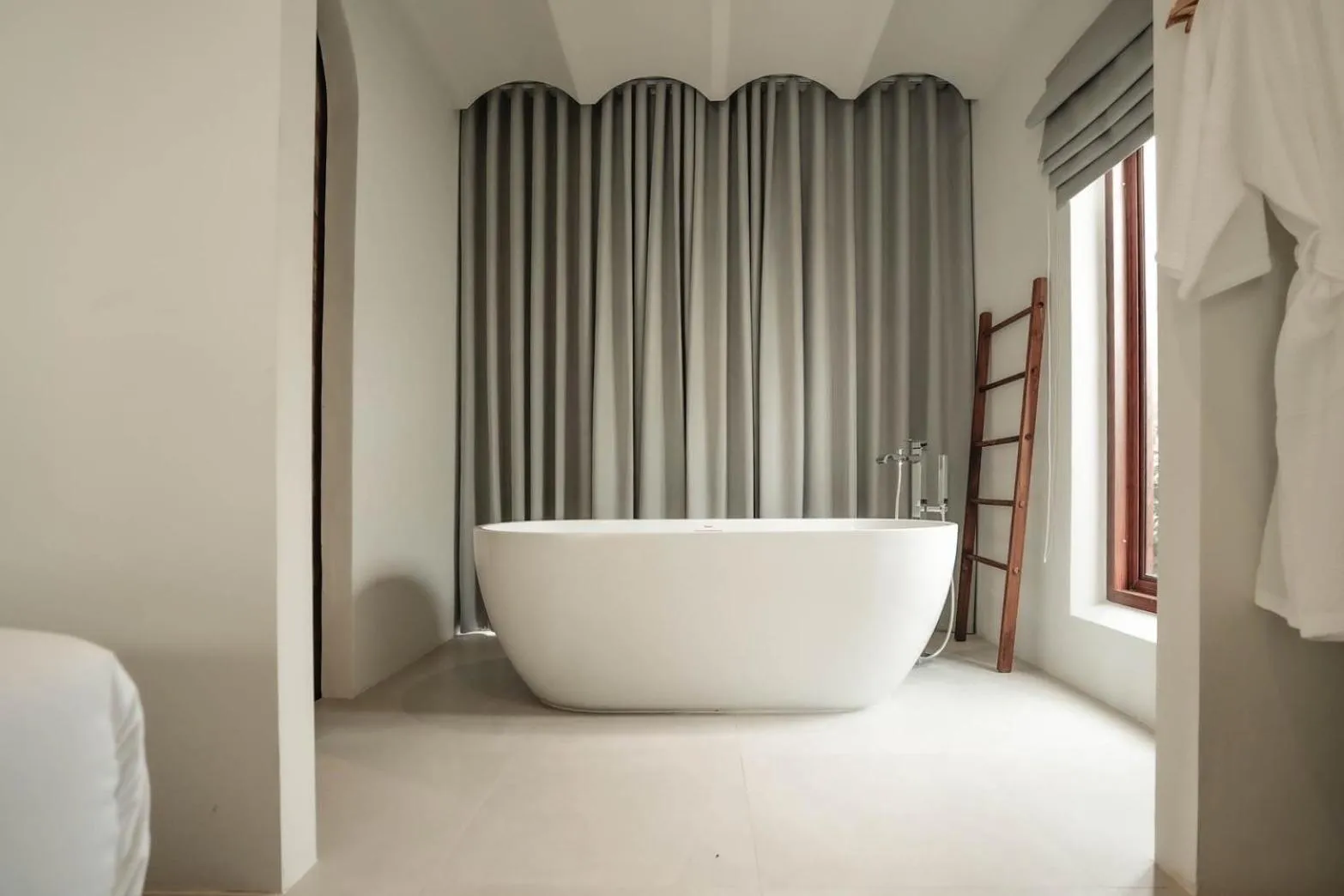 Bath in Pichcha Kohlarn