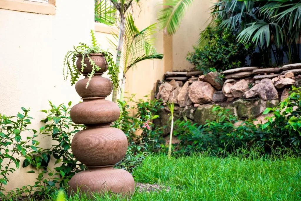 Garden in Meley Impala Hotel