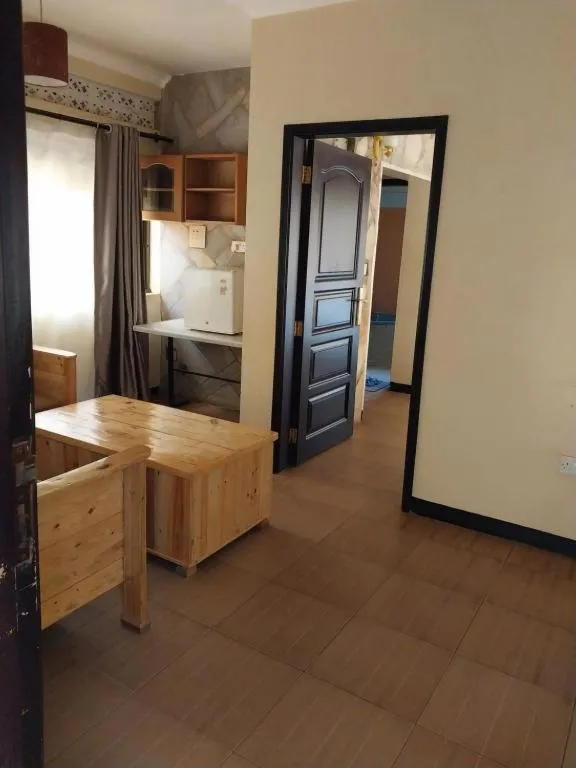 Facade/entrance in Meley Impala Hotel