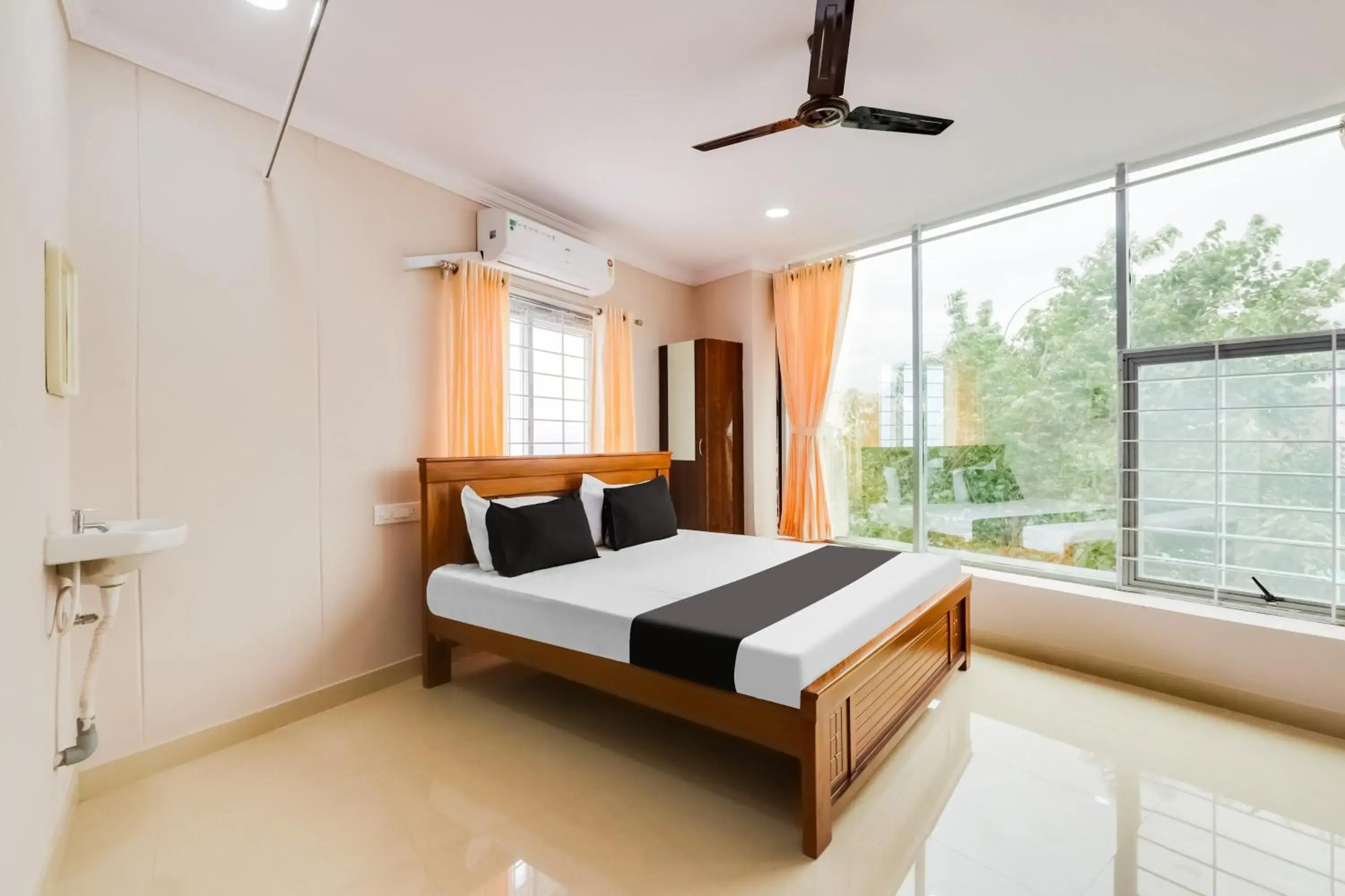 Hotel O S P R Luxury Rooms Hotel O S P R Luxury Rooms