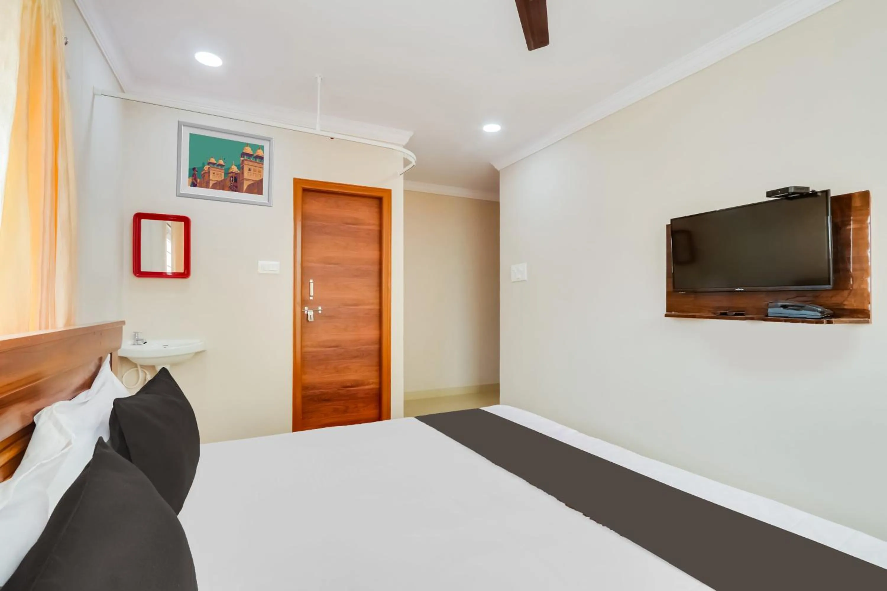 Bedroom in Hotel O S P R Luxury Rooms