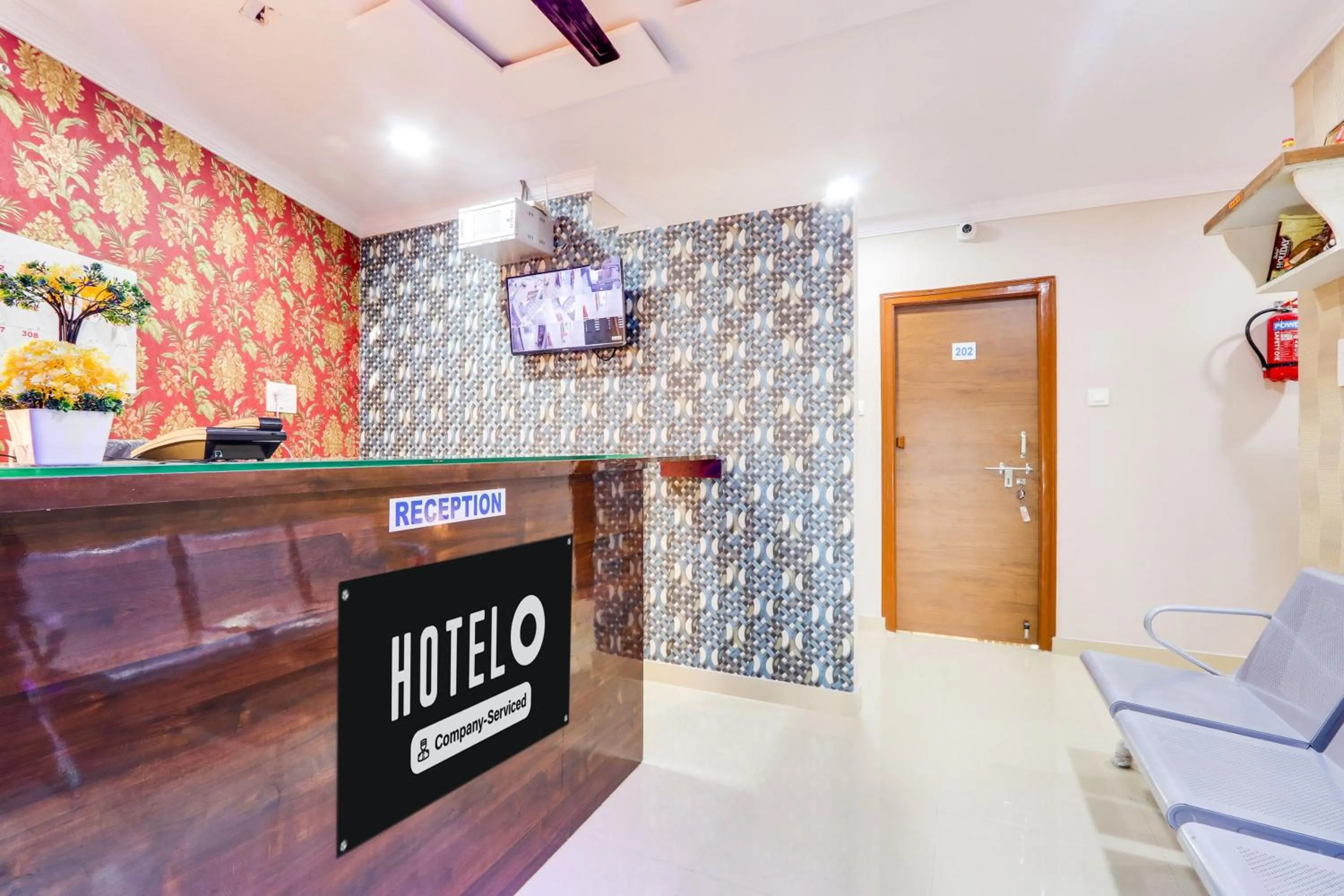 Lobby or reception in Hotel O S P R Luxury Rooms