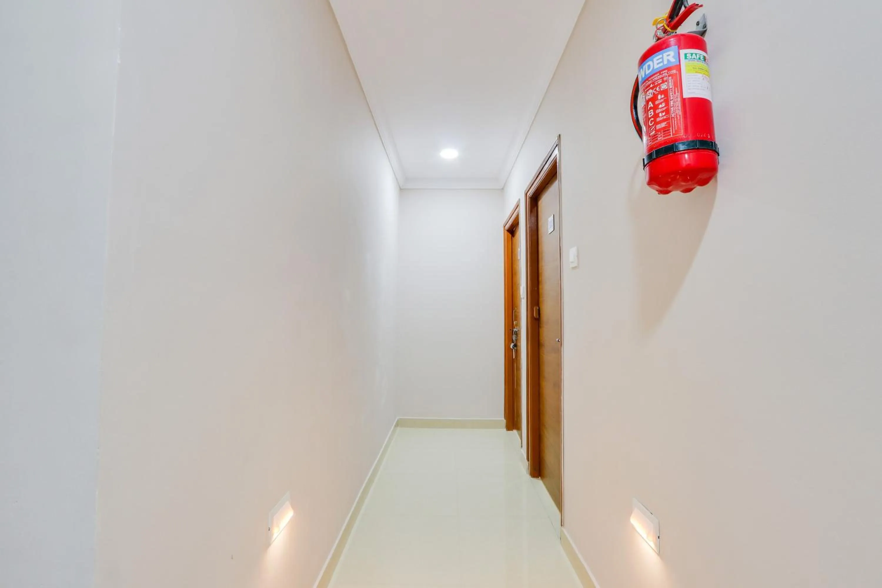 Lobby or reception in Hotel O S P R Luxury Rooms