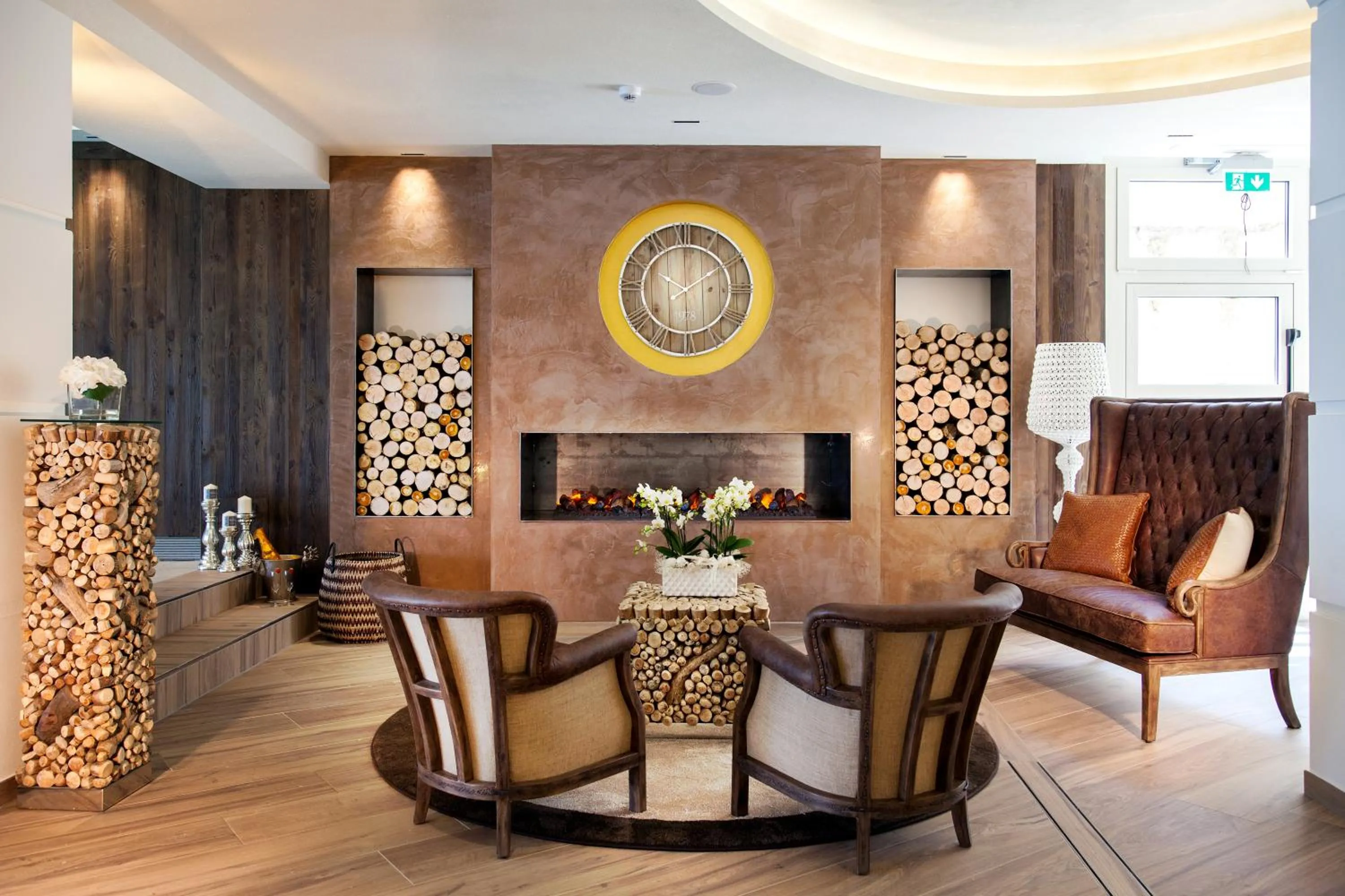 Swimming pool in Hotel Miramonti