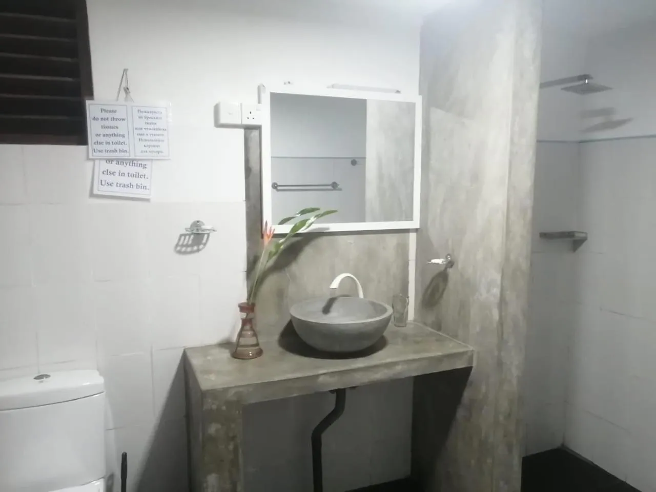 Bathroom in Happy Beach Resort