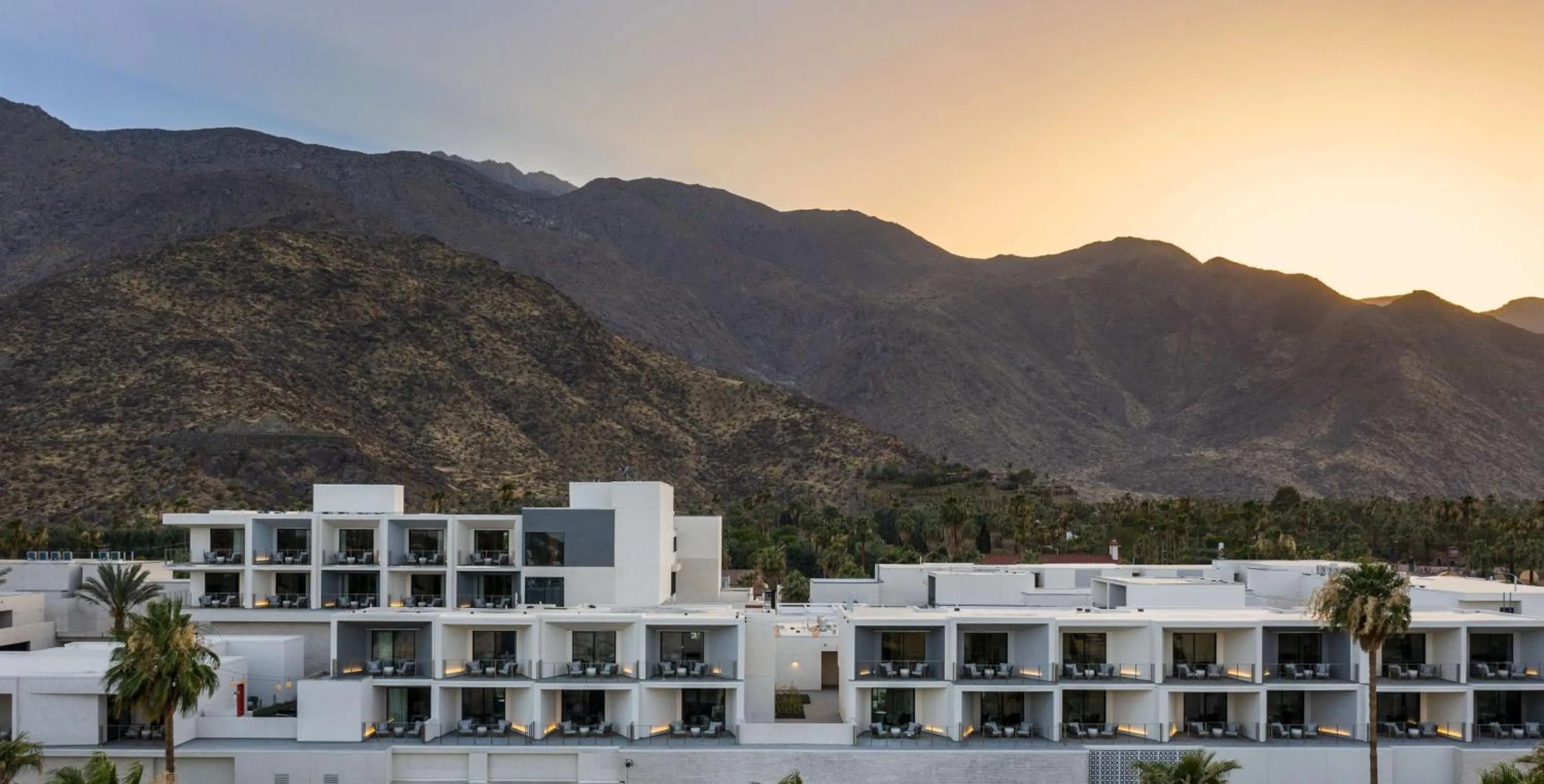 Property building in Thompson Palm Springs, By Hyatt